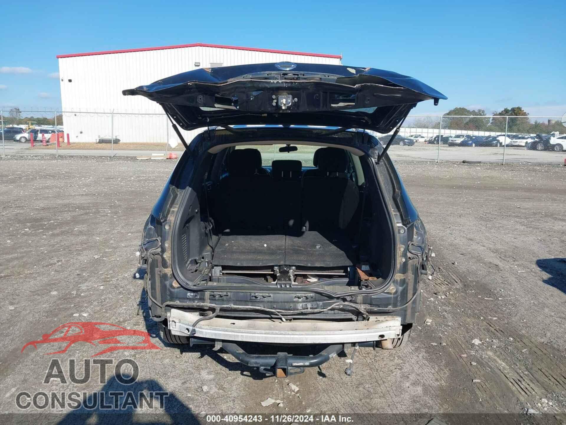NISSAN PATHFINDER 2013 - 5N1AR2MM3DC671942