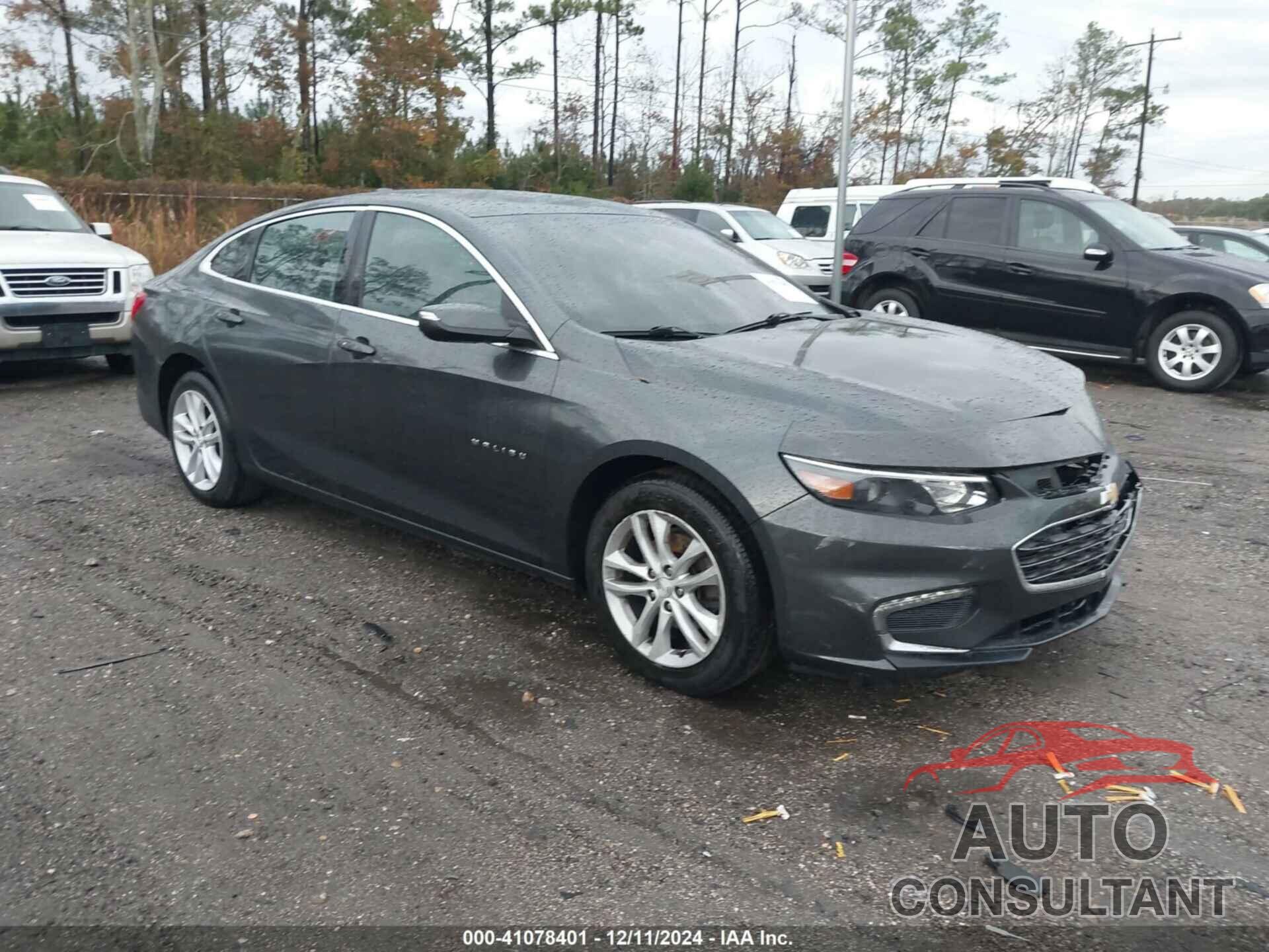 CHEVROLET MALIBU 2018 - 1G1ZD5ST3JF133715