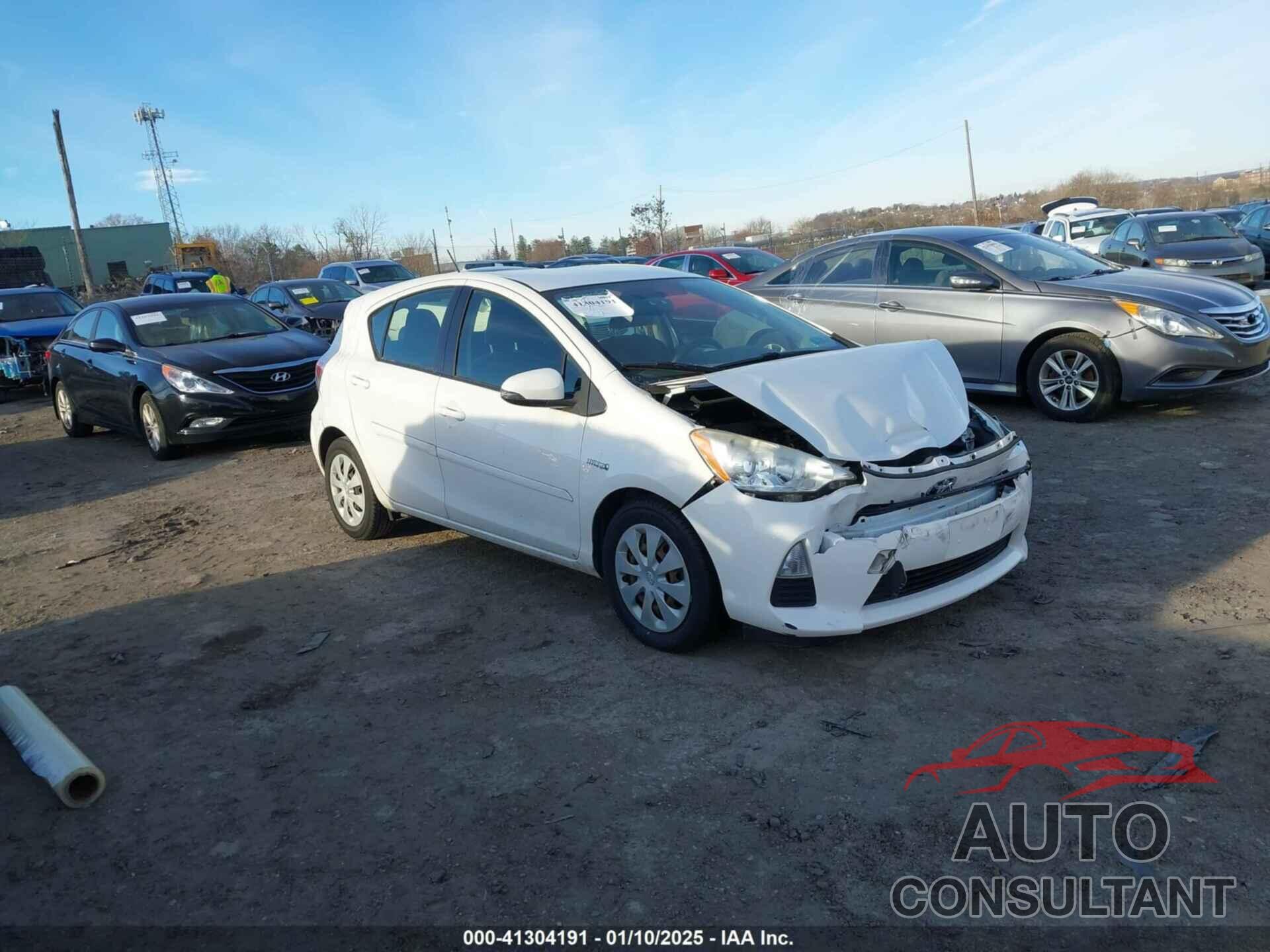 TOYOTA PRIUS C 2013 - JTDKDTB38D1532909