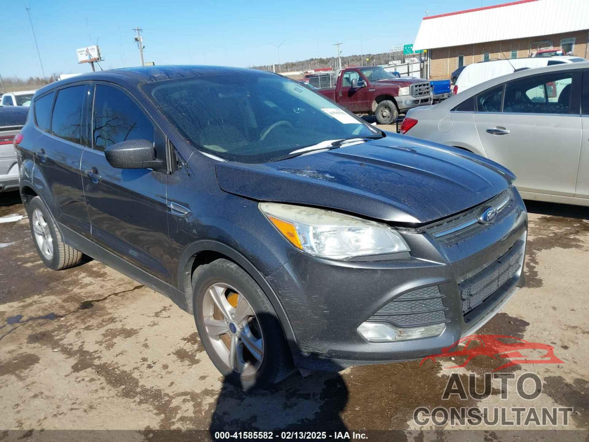 FORD ESCAPE 2015 - 1FMCU0GXXFUC05911