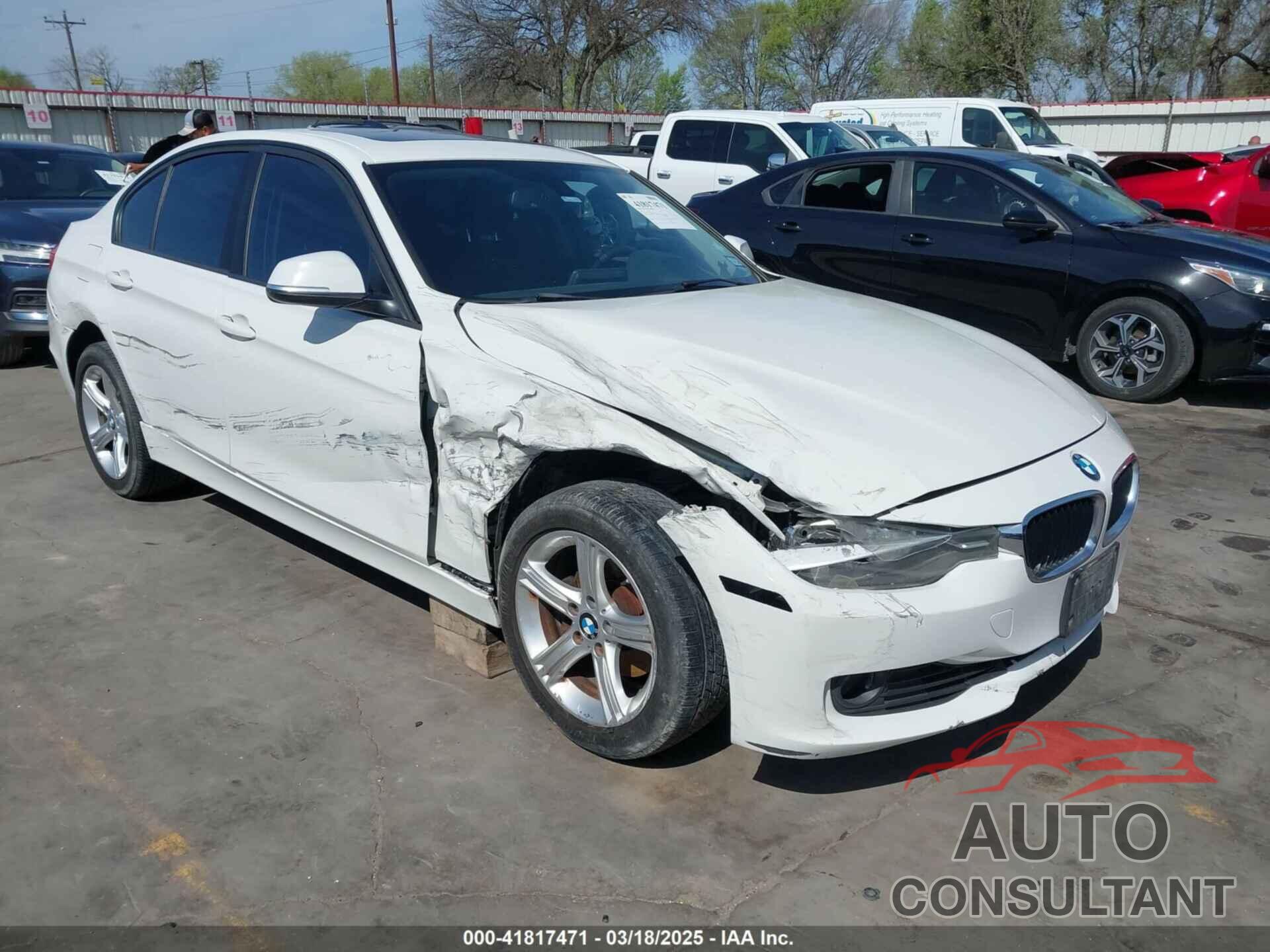 BMW 328I 2014 - WBA3C1C52EK111076