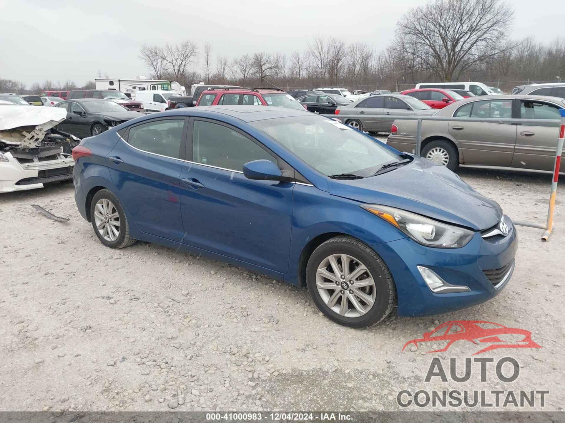 HYUNDAI ELANTRA 2015 - KMHDH4AE8FU392315