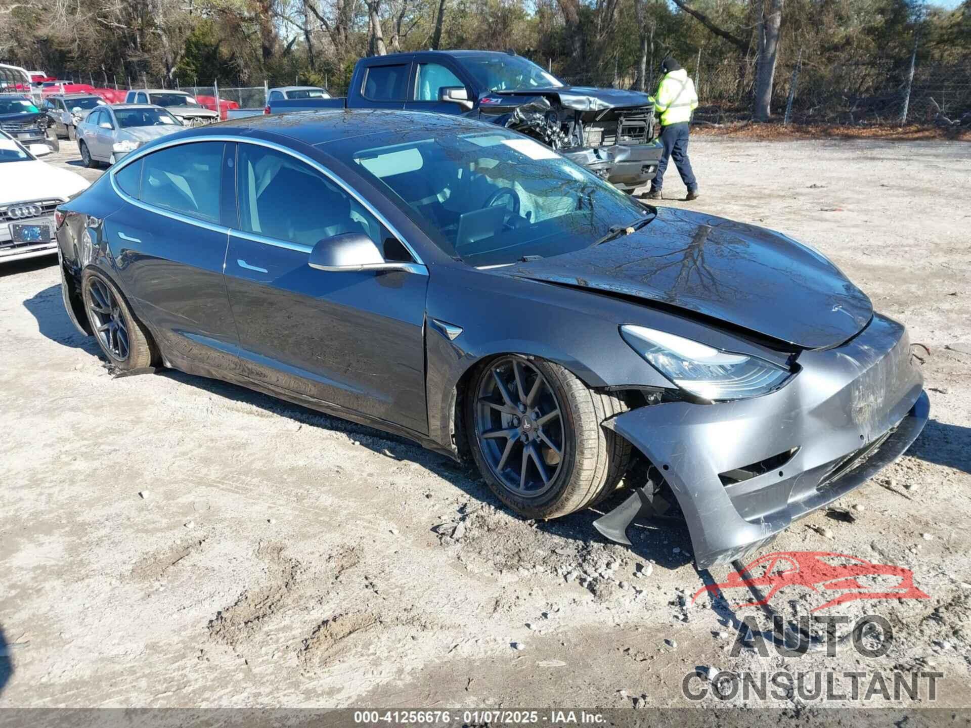 TESLA MODEL 3 2019 - 5YJ3E1EB2KF385998