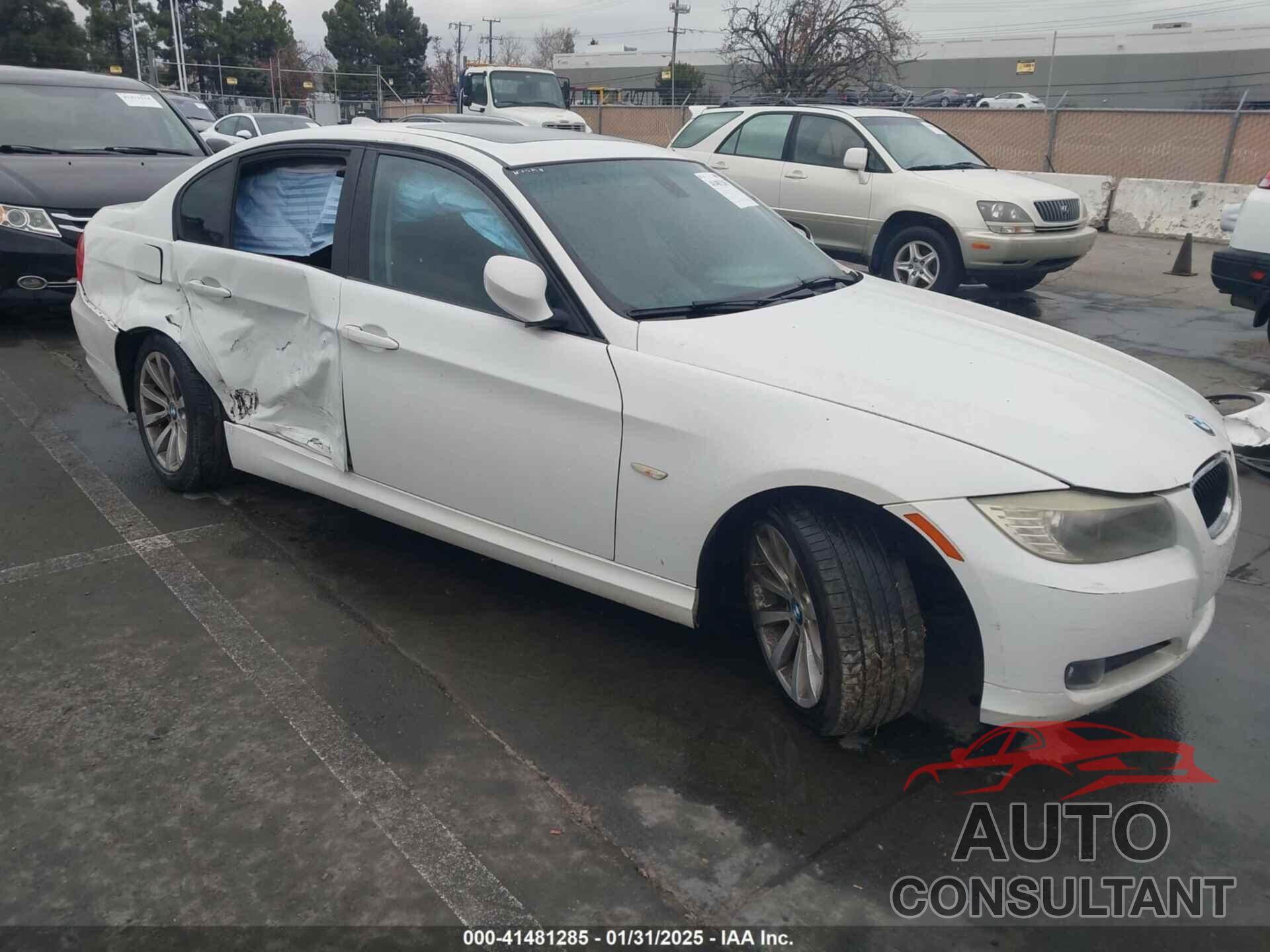 BMW 328I 2011 - WBAPH7C52BE851968