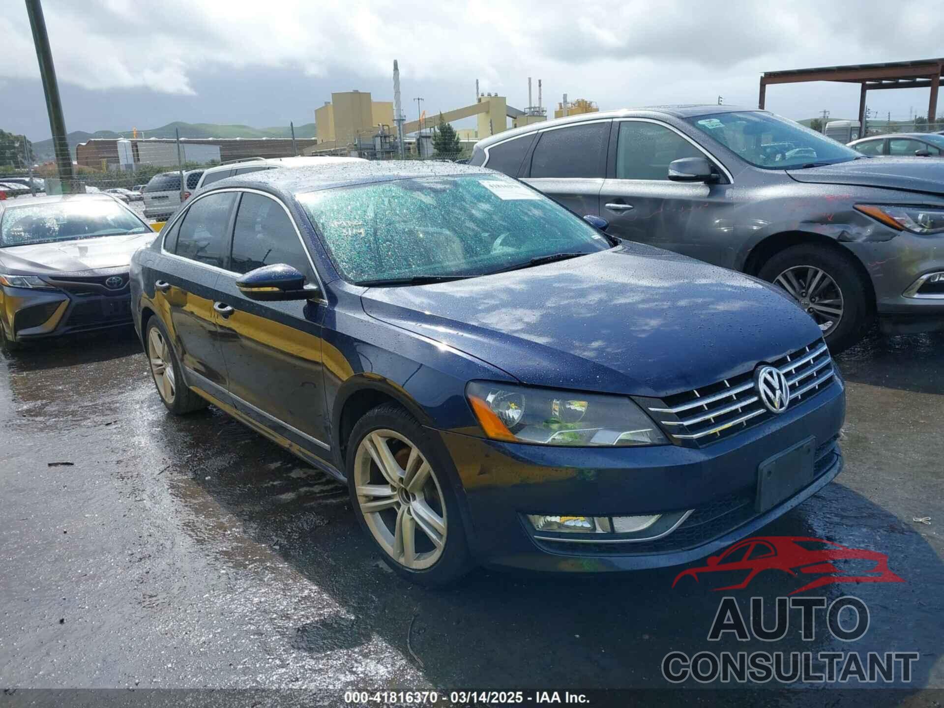 VOLKSWAGEN PASSAT 2012 - 1VWCM7A35CC092113