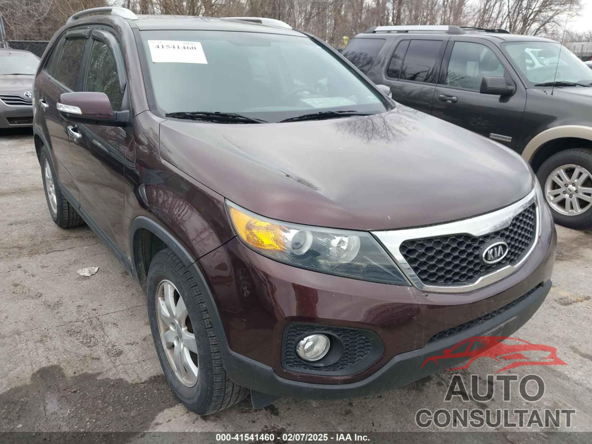 KIA SORENTO 2013 - 5XYKT3A66DG395774