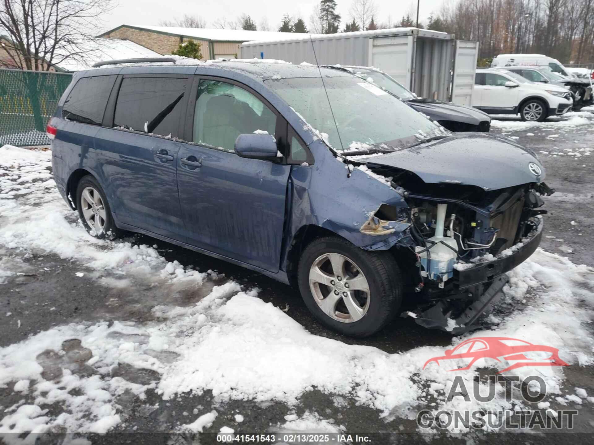 TOYOTA SIENNA 2013 - 5TDKK3DC1DS358106