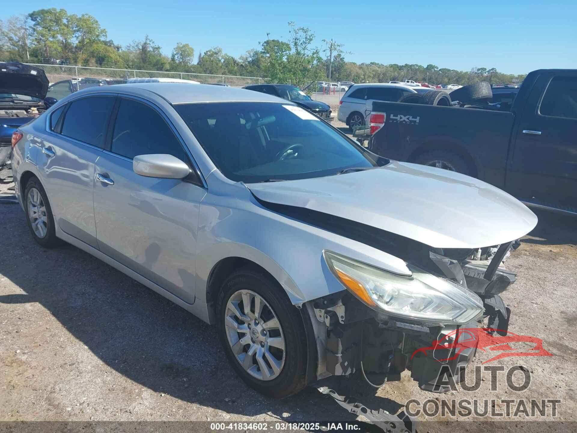 NISSAN ALTIMA 2017 - 1N4AL3AP8HN355673