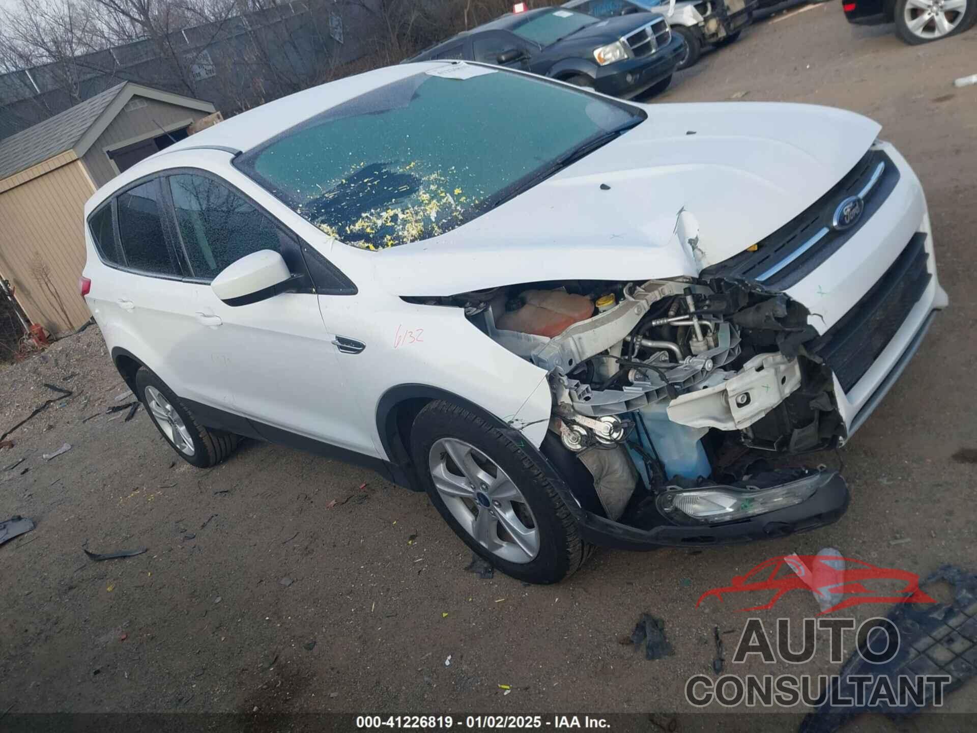 FORD ESCAPE 2015 - 1FMCU0G7XFUA62569