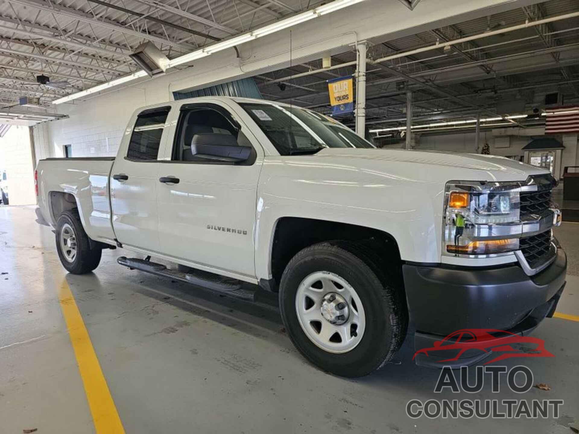 CHEVROLET SILVERADO 1500 LD 2019 - 2GCRCNEC6K1206672