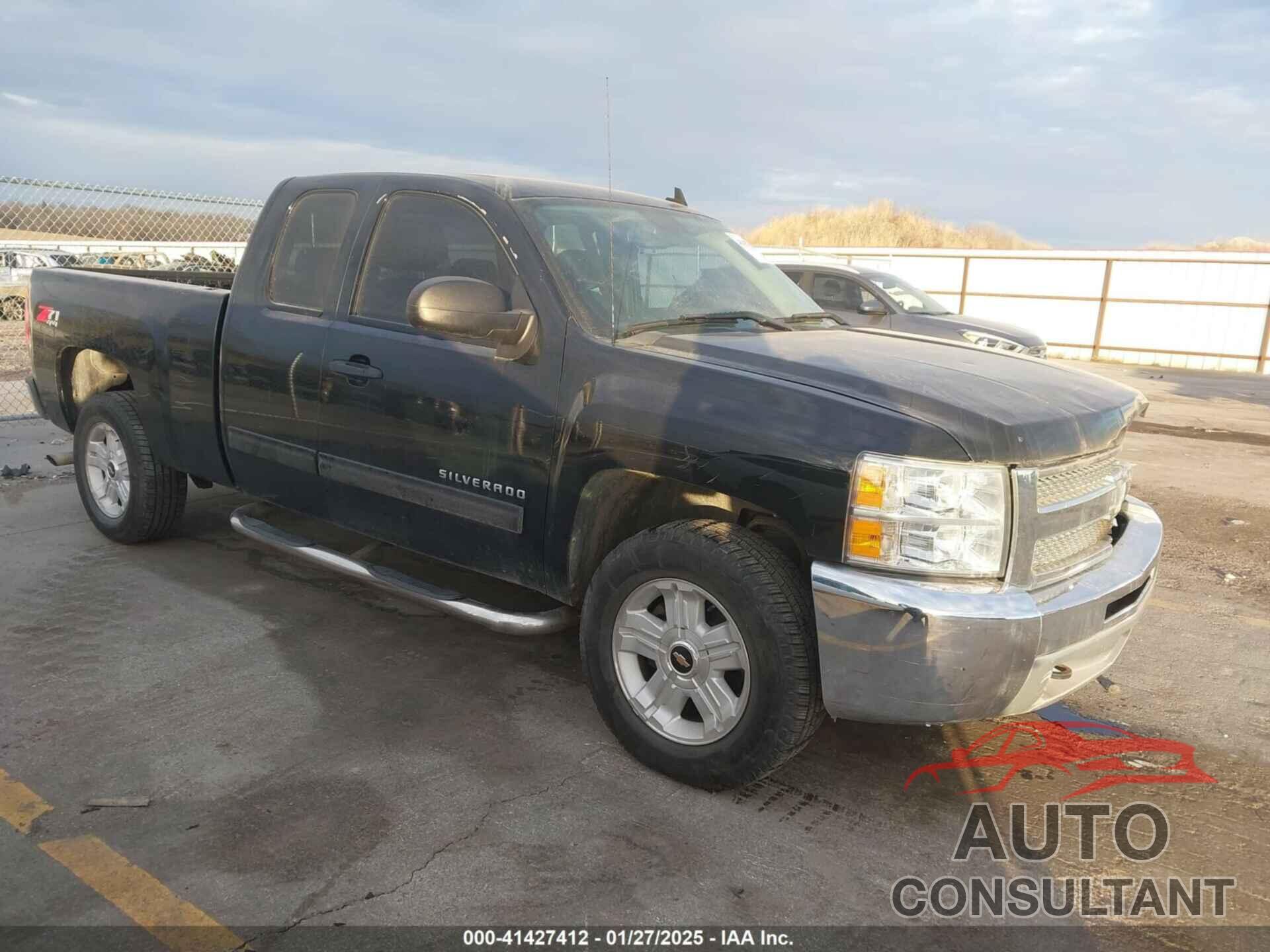 CHEVROLET SILVERADO 1500 2013 - 1GCRKSE76DZ305443