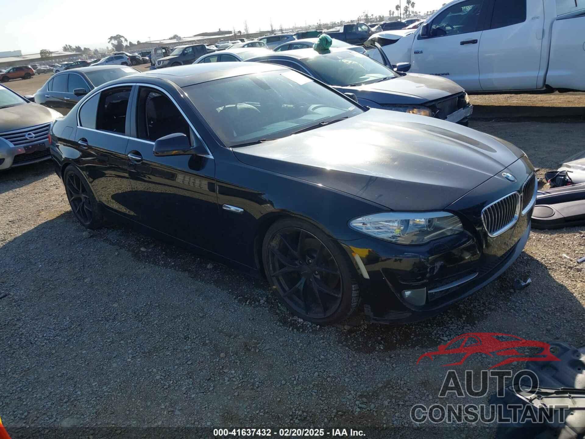 BMW 528I 2011 - WBAFR1C54BDV82660