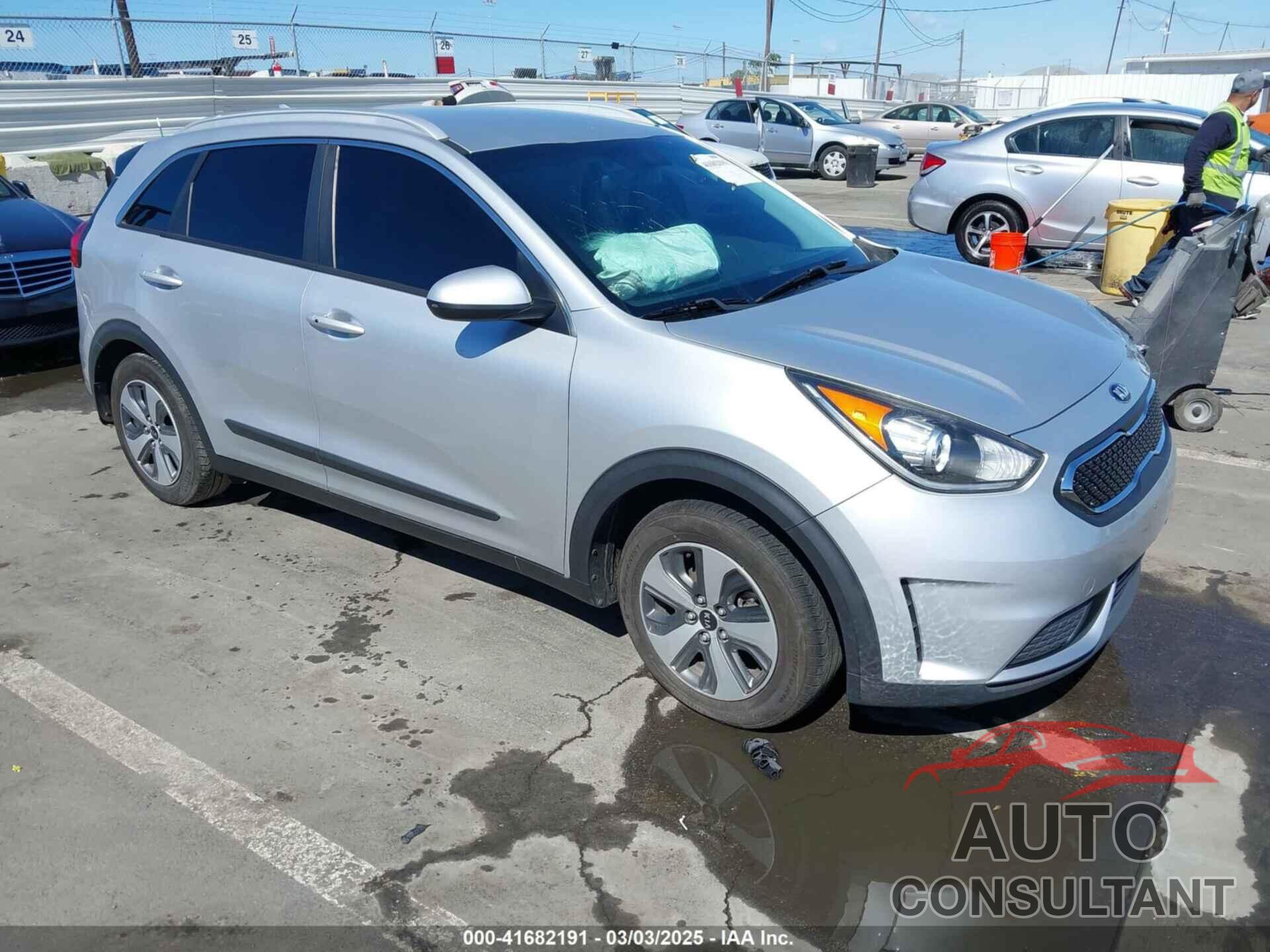 KIA NIRO 2018 - KNDCB3LC9J5157481
