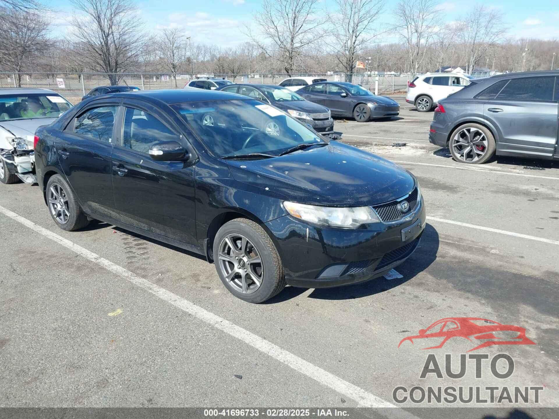 KIA FORTE 2010 - KNAFU4A28A5145553