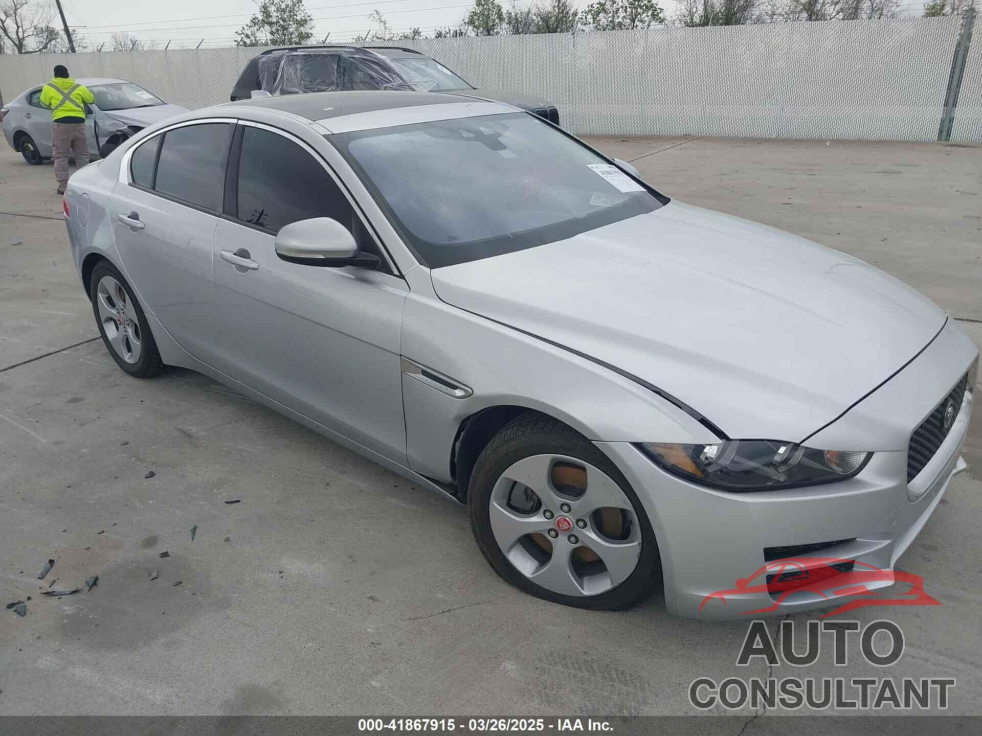 JAGUAR XE 2017 - SAJAR4BG9HA976264