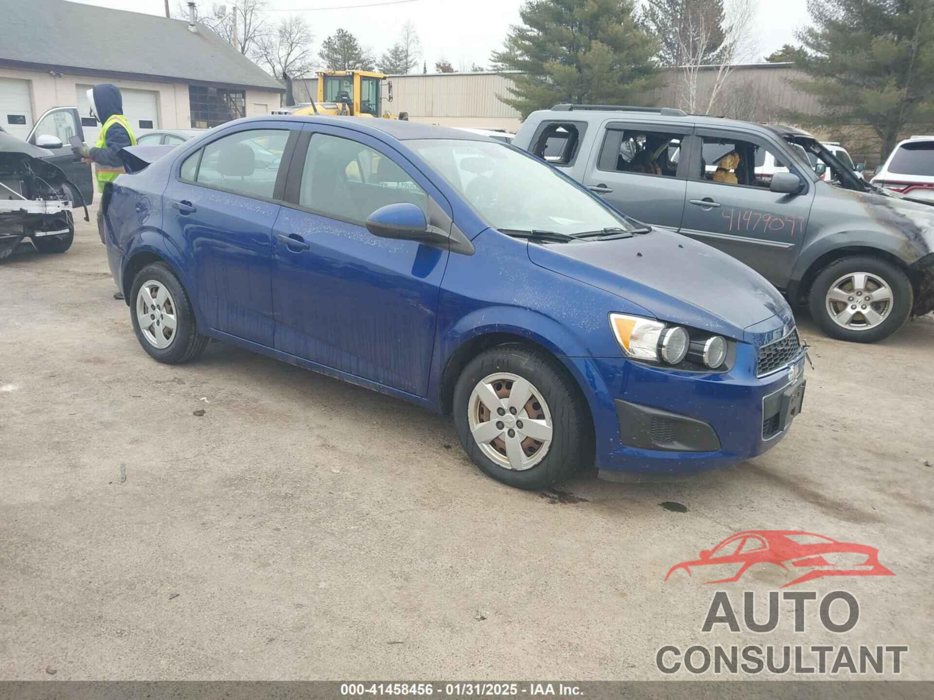 CHEVROLET SONIC 2013 - 1G1JA5SH9D4163111