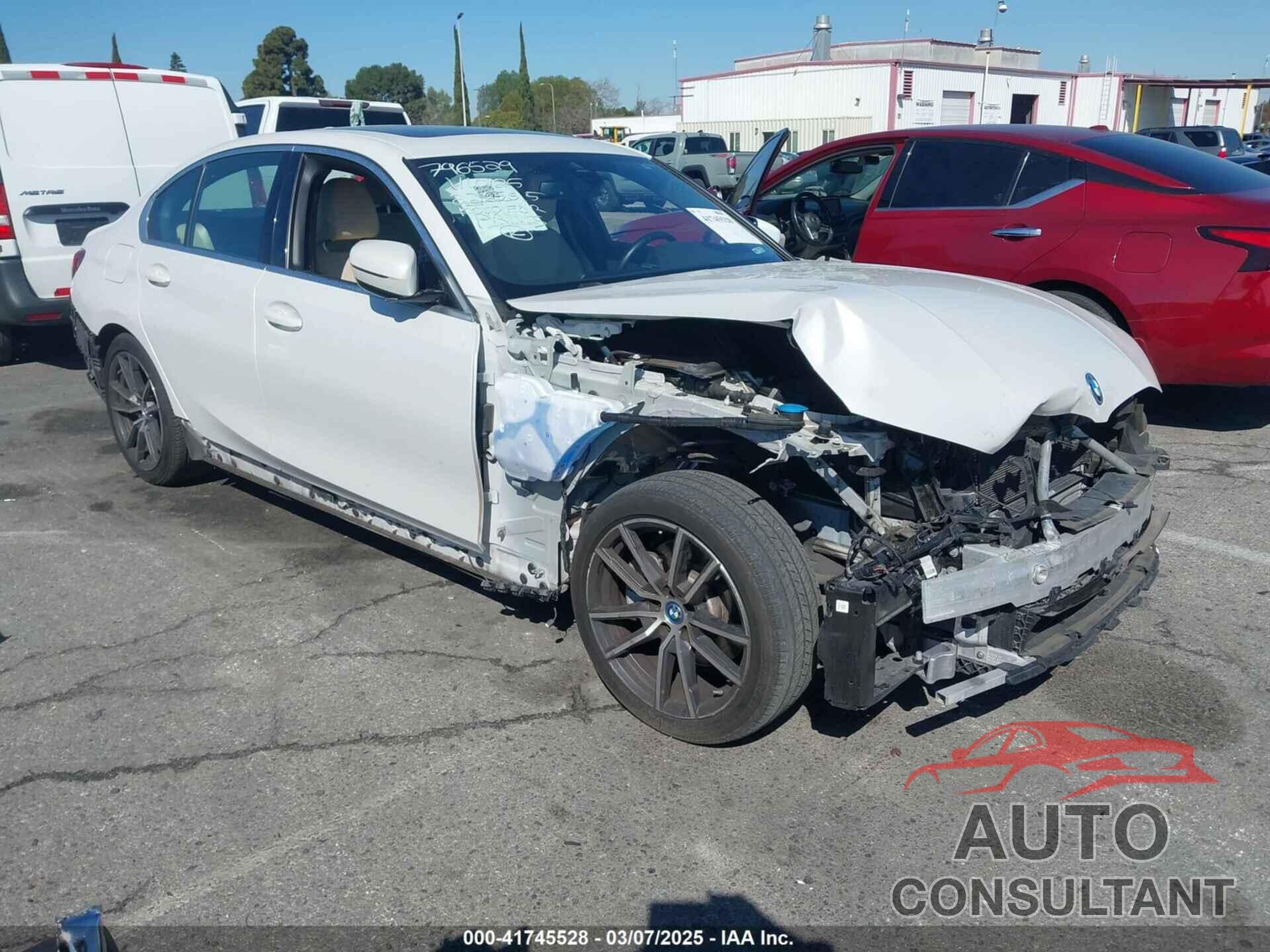 BMW 3 SERIES 2022 - 3MW5P7J08N8C69401