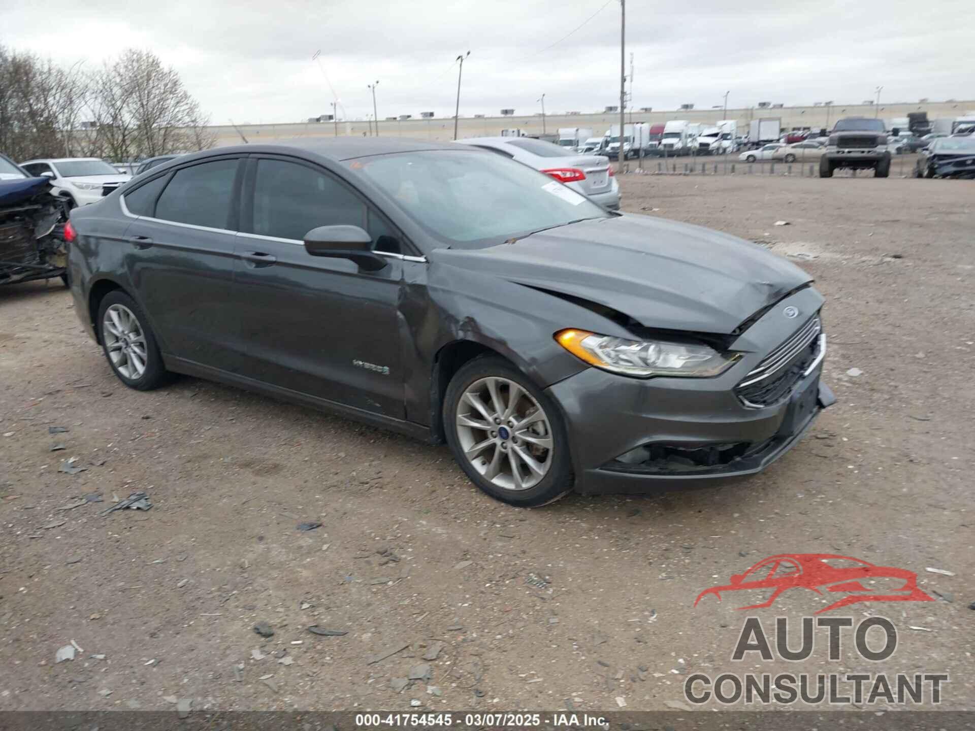 FORD FUSION HYBRID 2017 - 3FA6P0LU7HR191082