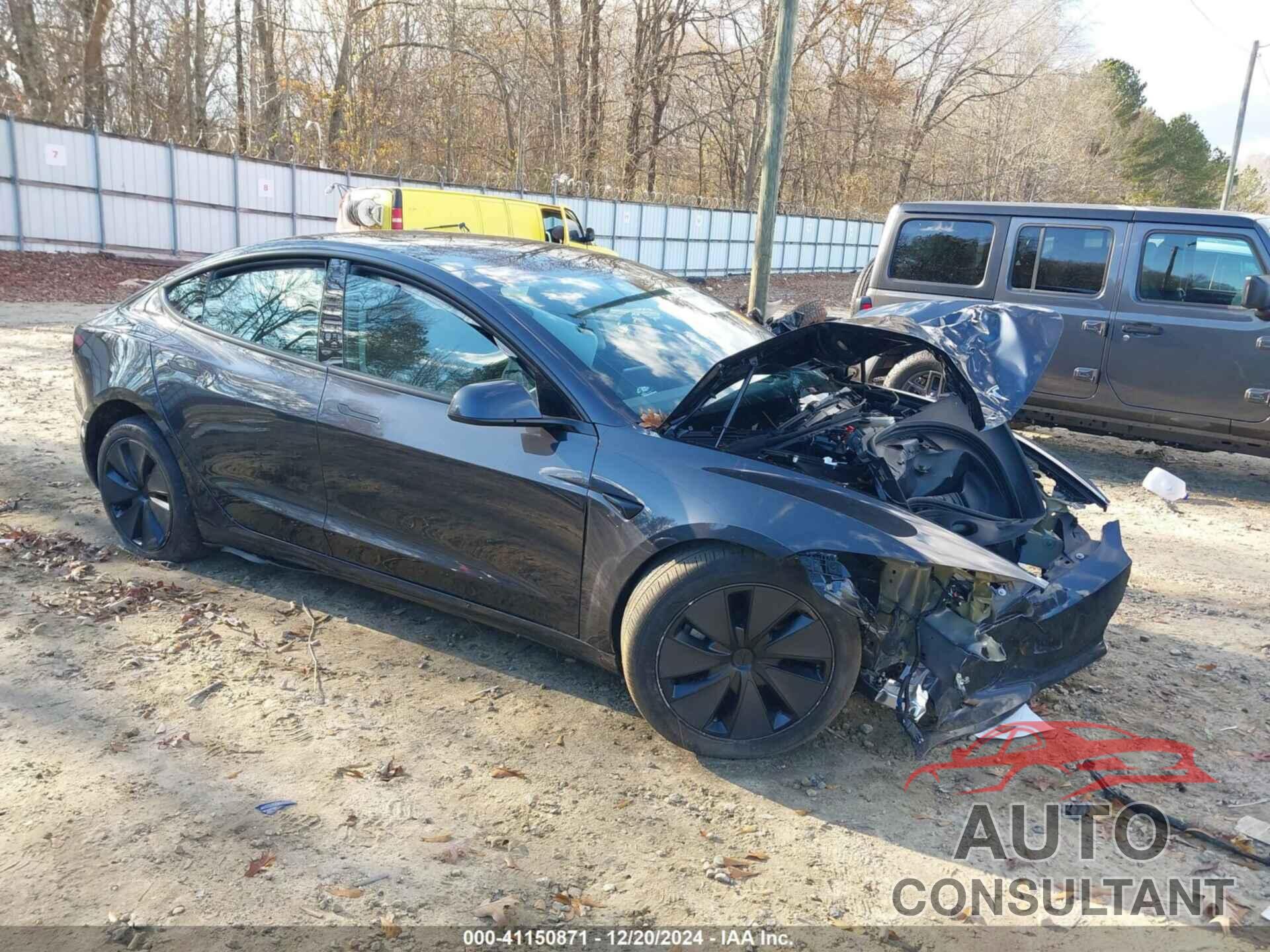 TESLA MODEL 3 2024 - 5YJ3E1EB7RF729836