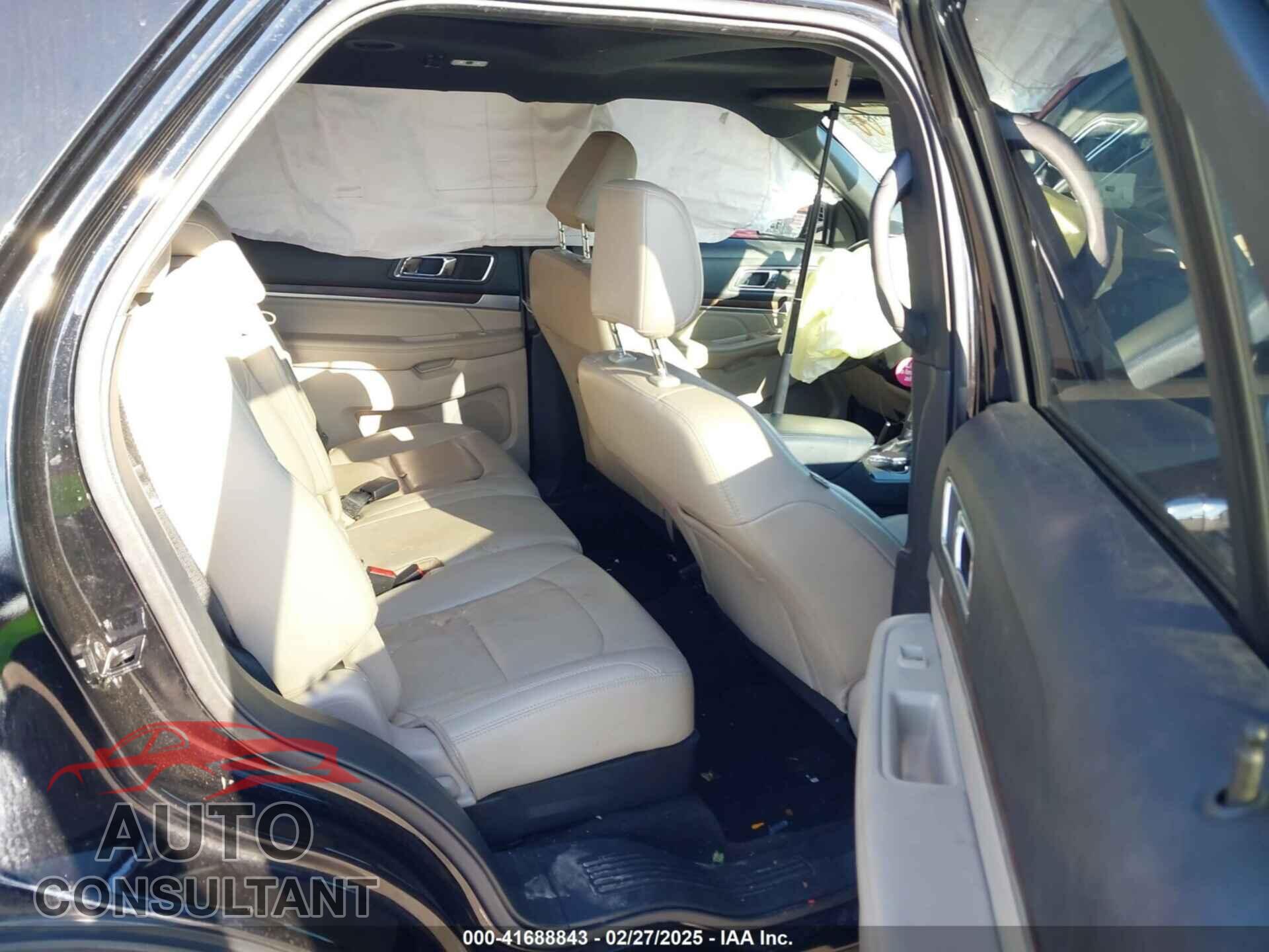 FORD EXPLORER 2018 - 1FM5K7F80JGB67601