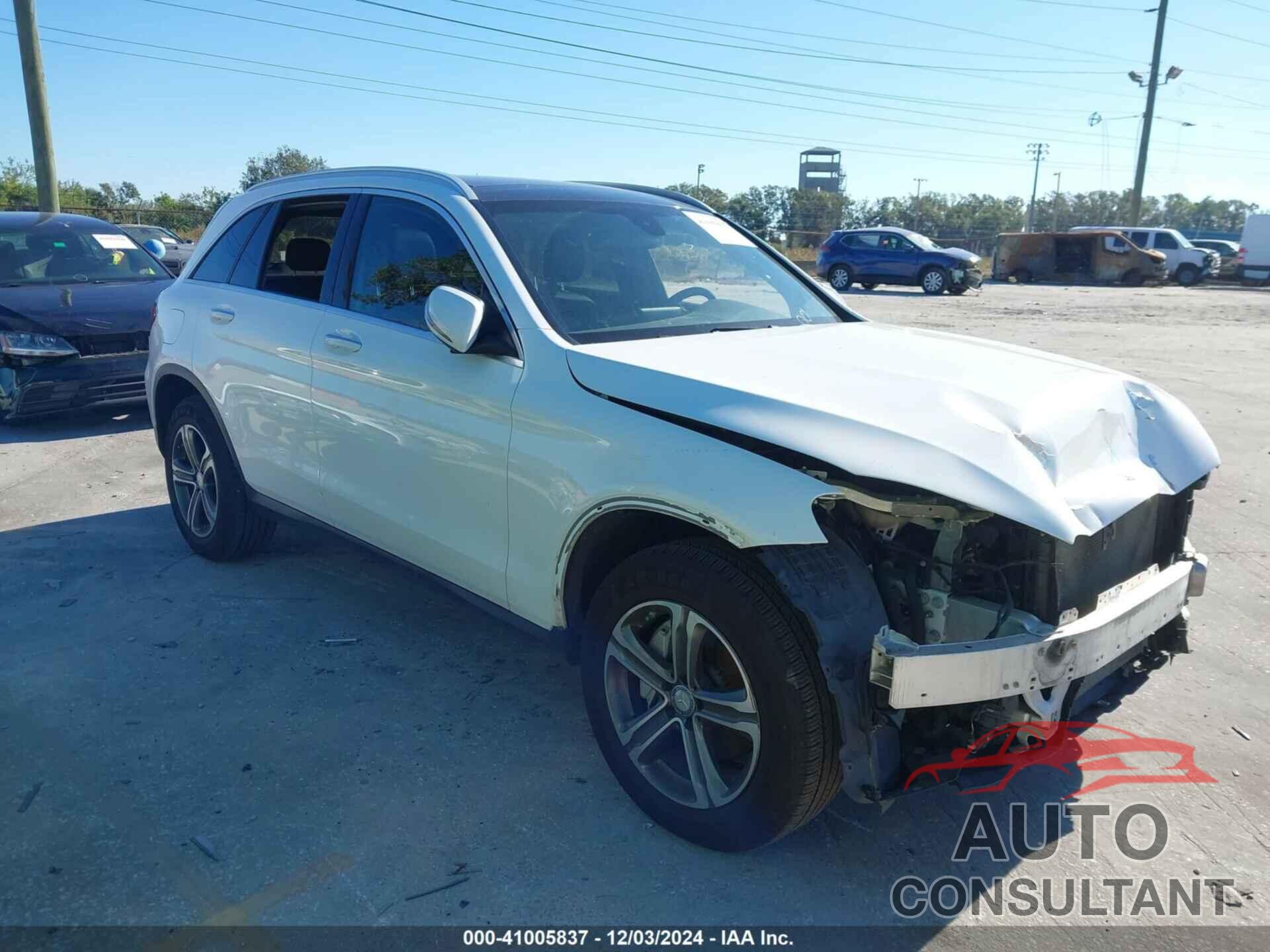 MERCEDES-BENZ GLC 300 2017 - WDC0G4KB9HF142223