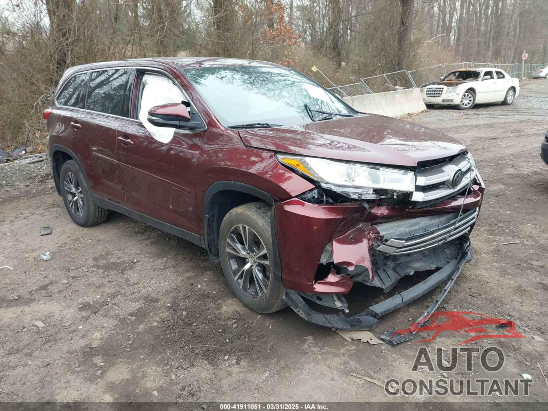 TOYOTA HIGHLANDER 2019 - 5TDBZRFH3KS960526