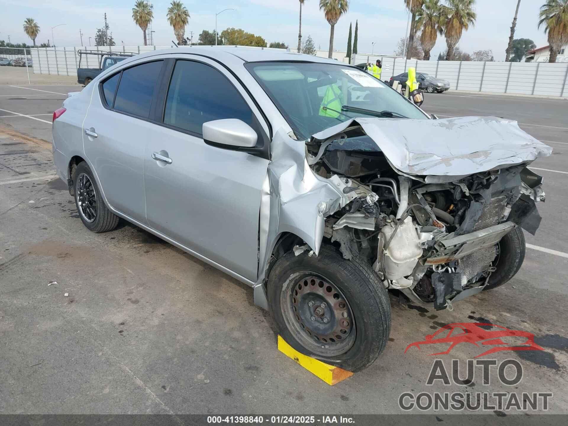NISSAN VERSA 2015 - 3N1CN7APXFL851031