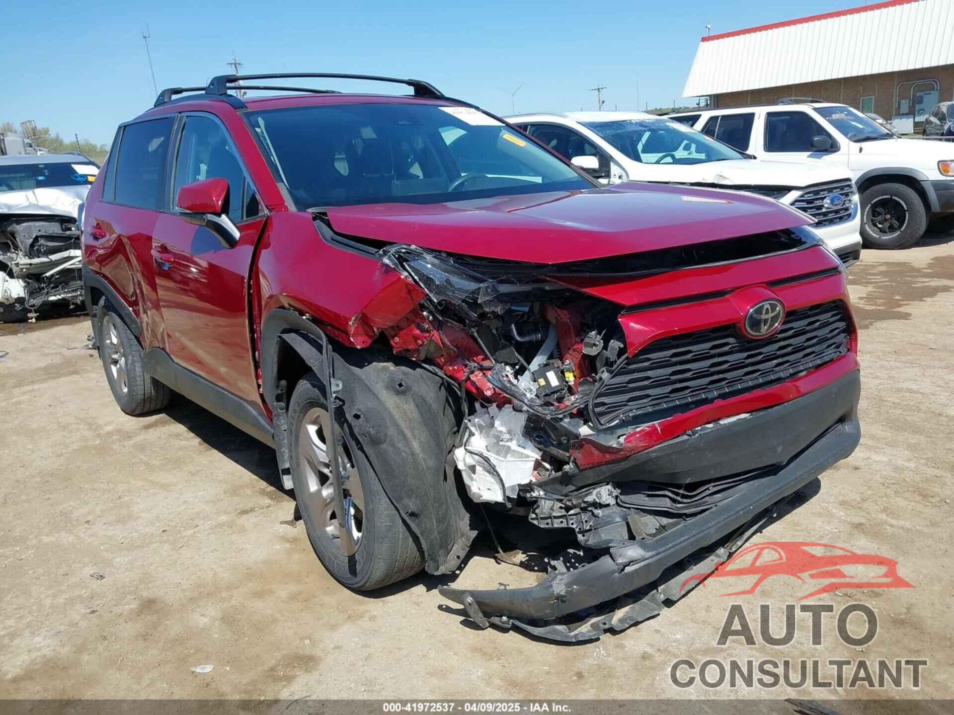 TOYOTA RAV4 2023 - 2T3W1RFV3PW242172