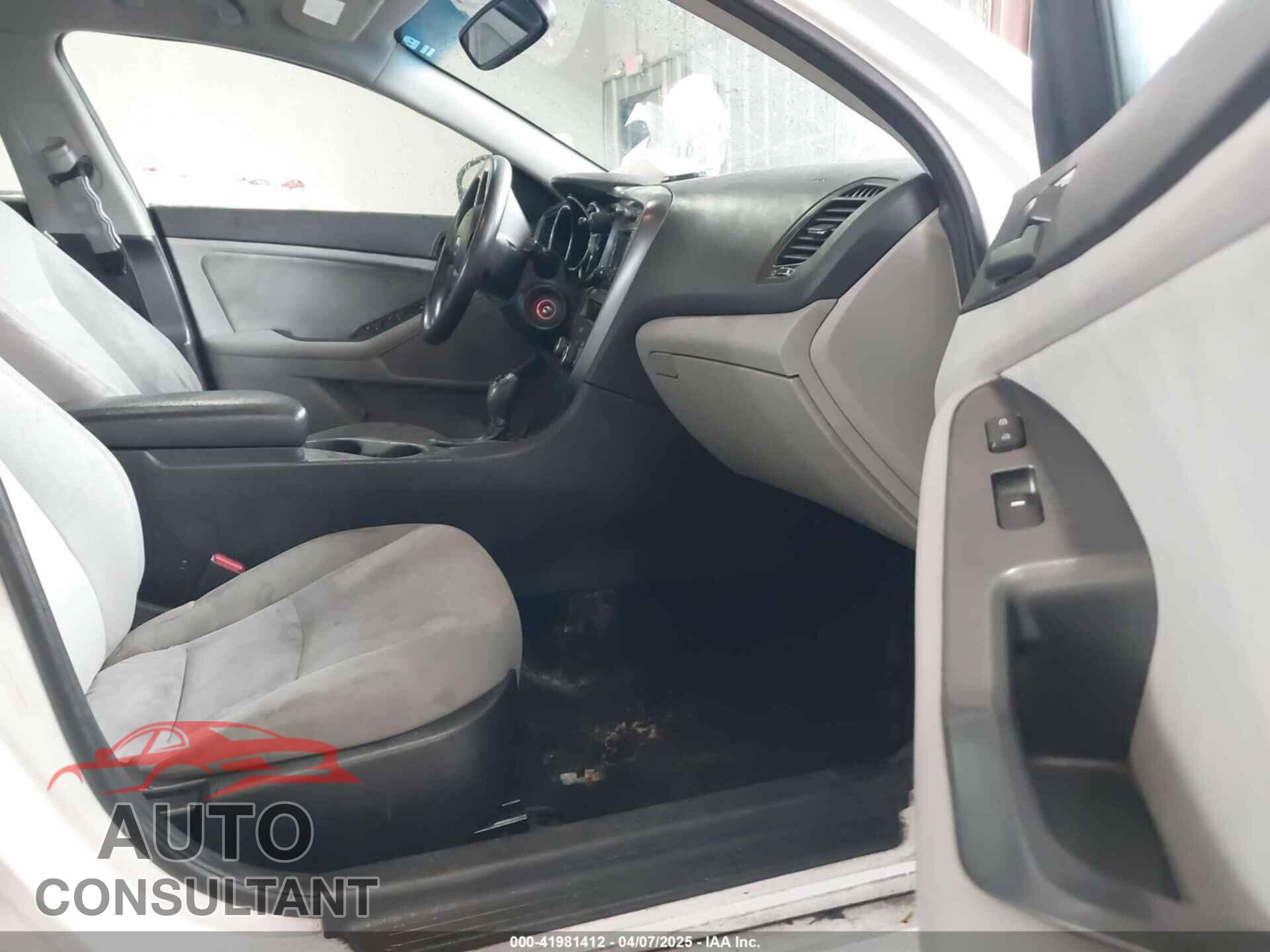 KIA OPTIMA 2013 - 5XXGM4A72DG258725
