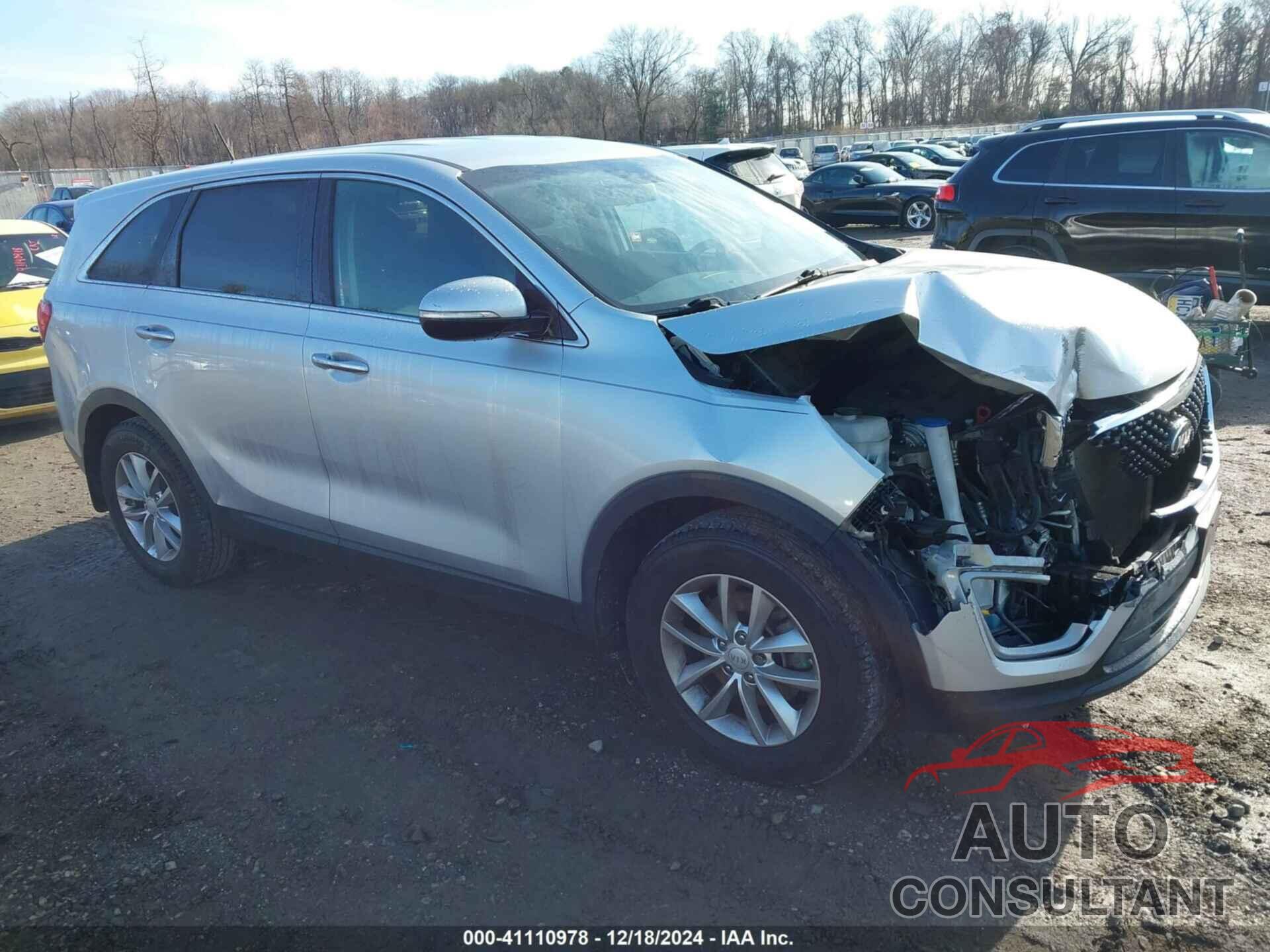 KIA SORENTO 2017 - 5XYPG4A30HG300170