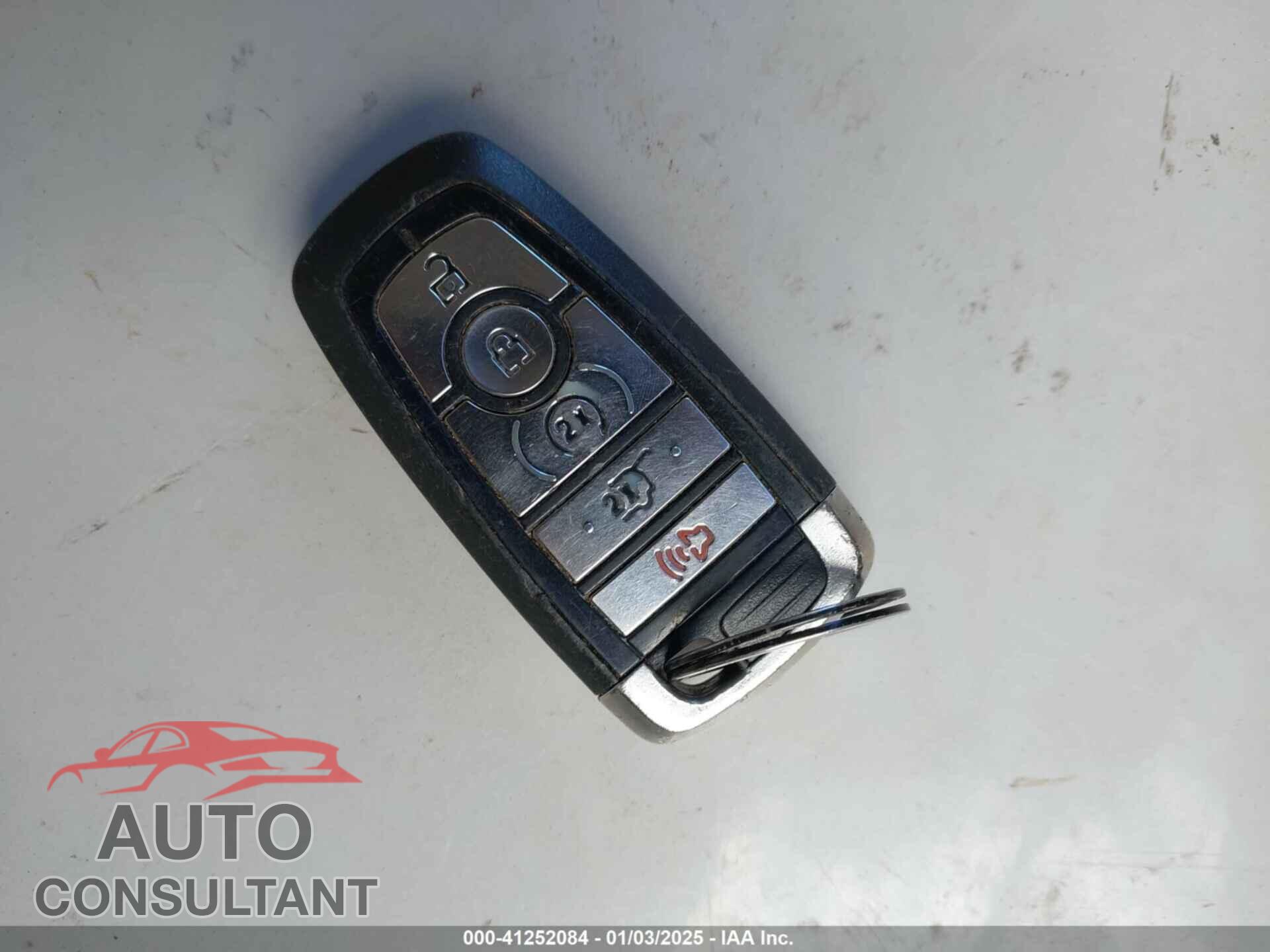 FORD EXPLORER 2019 - 1FM5K7D88KGA41636