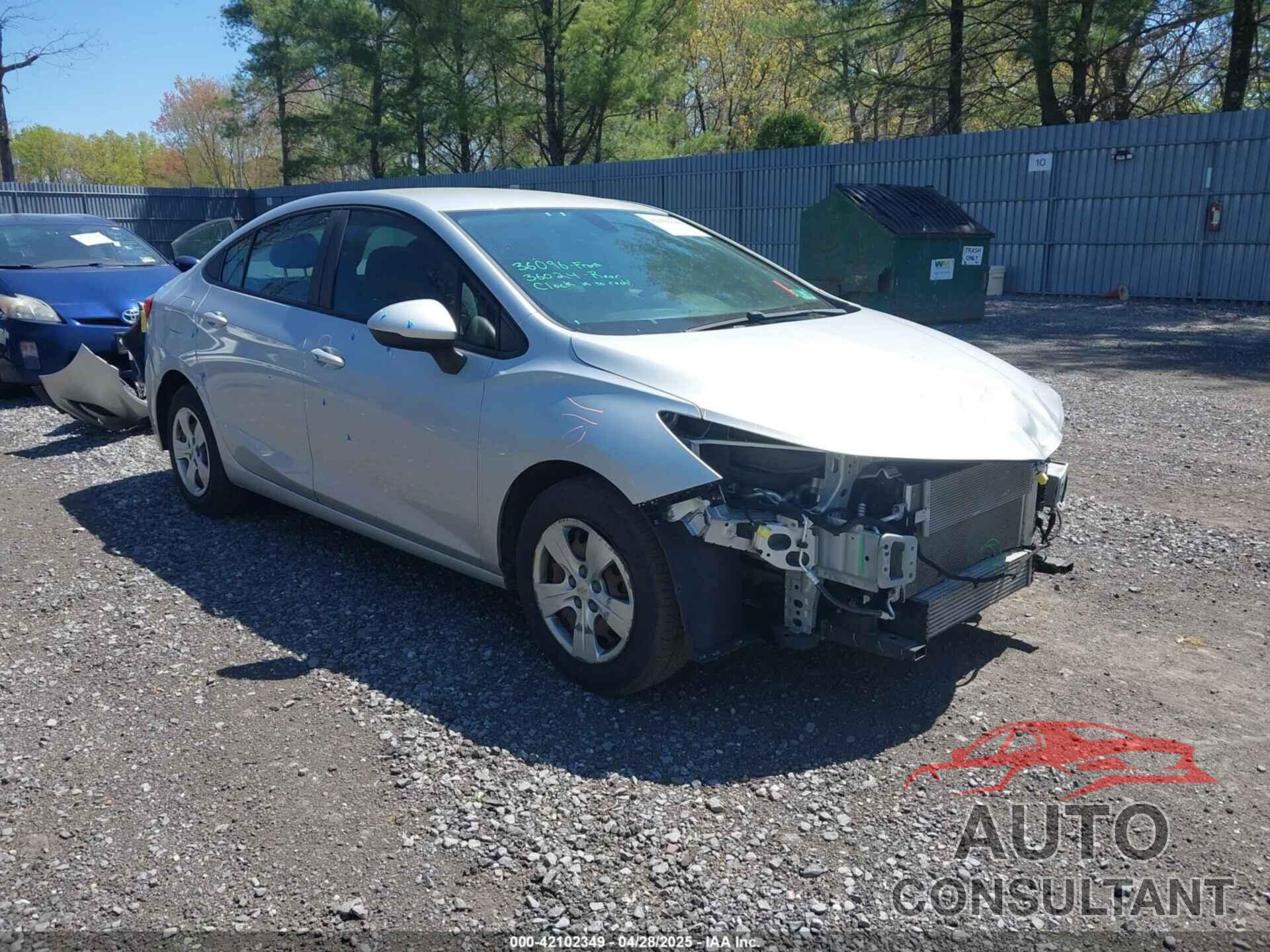 CHEVROLET CRUZE 2018 - 1G1BC5SM4J7218487