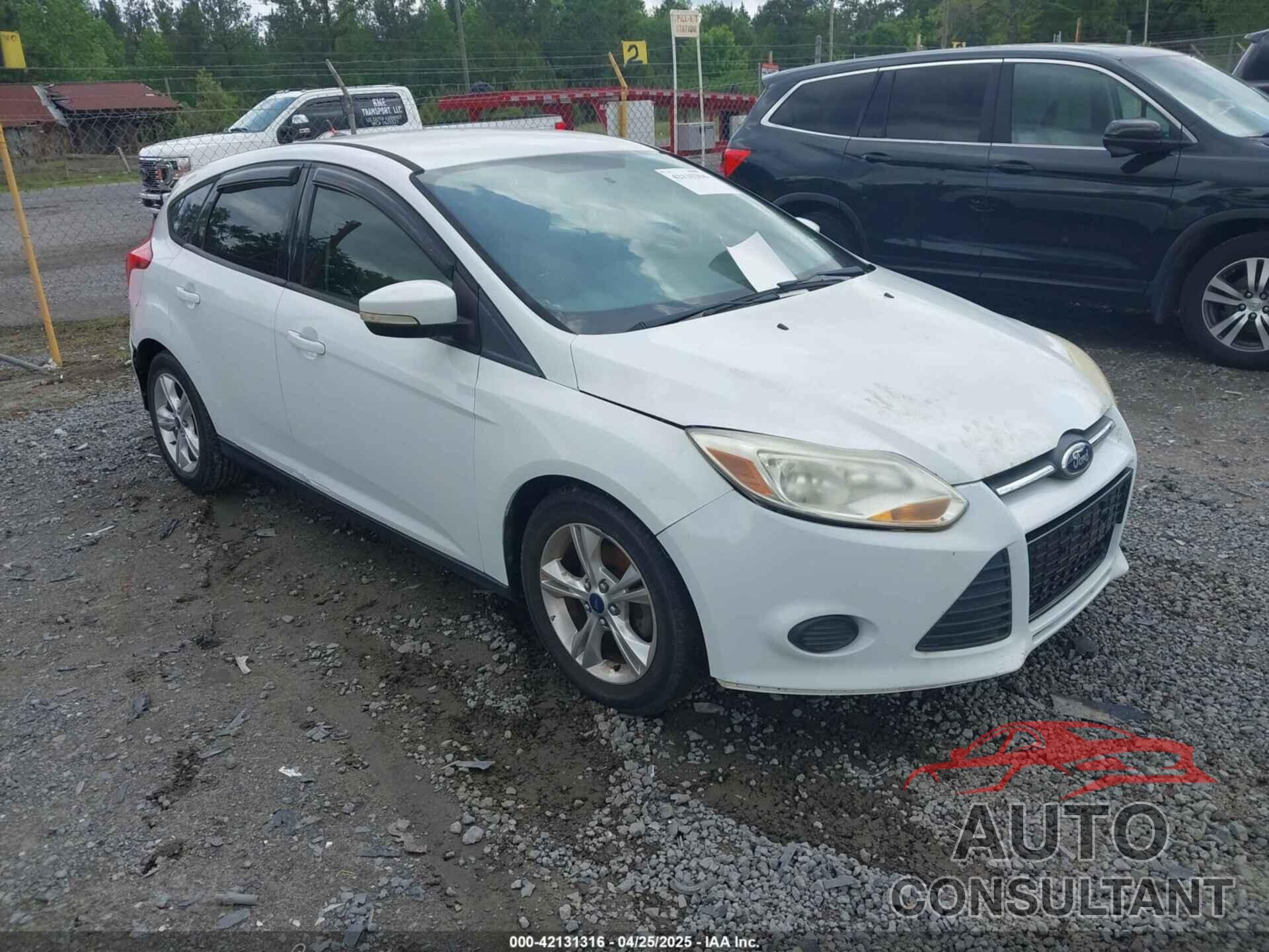 FORD FOCUS 2014 - 1FADP3K27EL323874