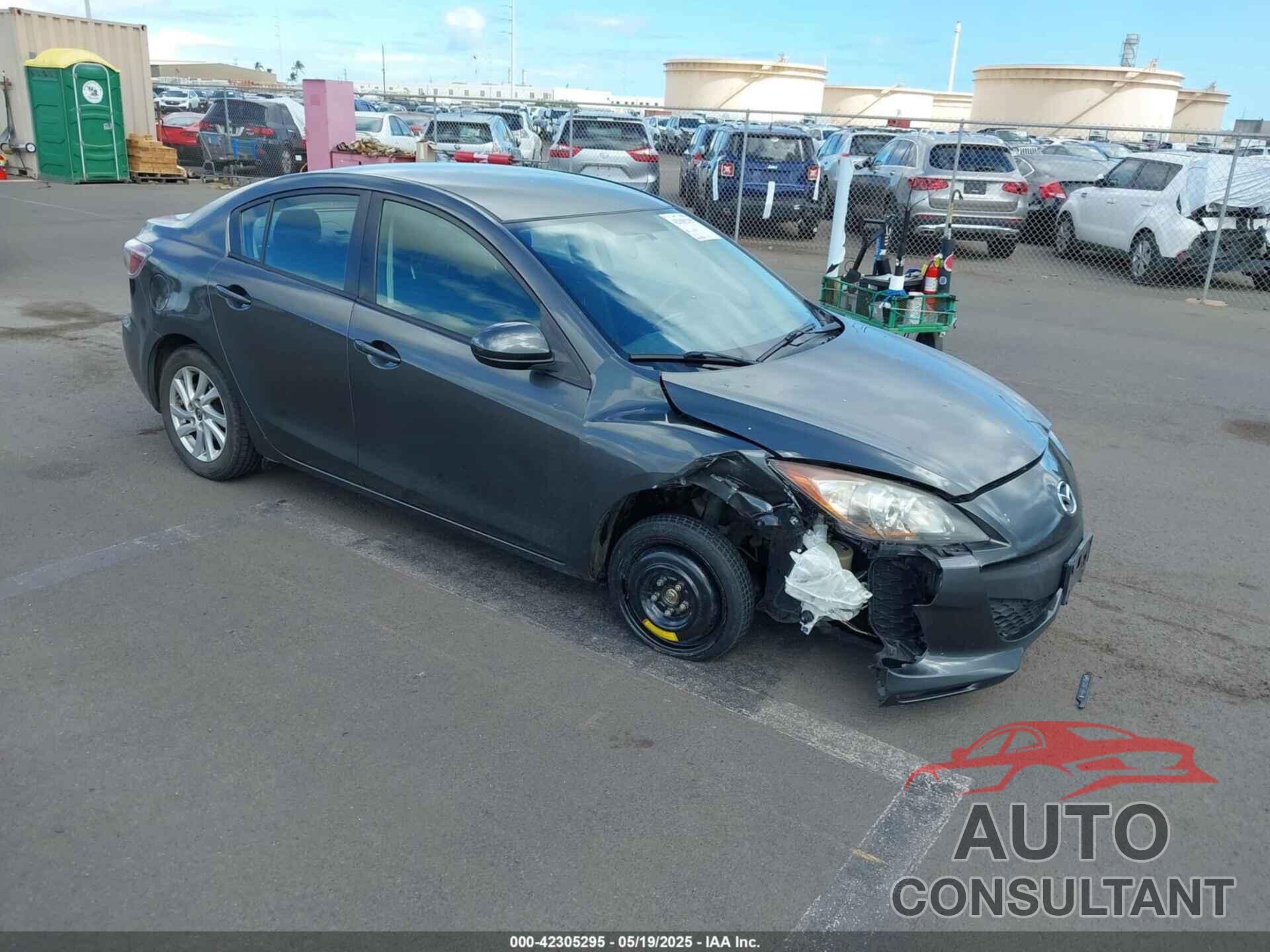 MAZDA MAZDA3 2013 - JM1BL1V79D1735295