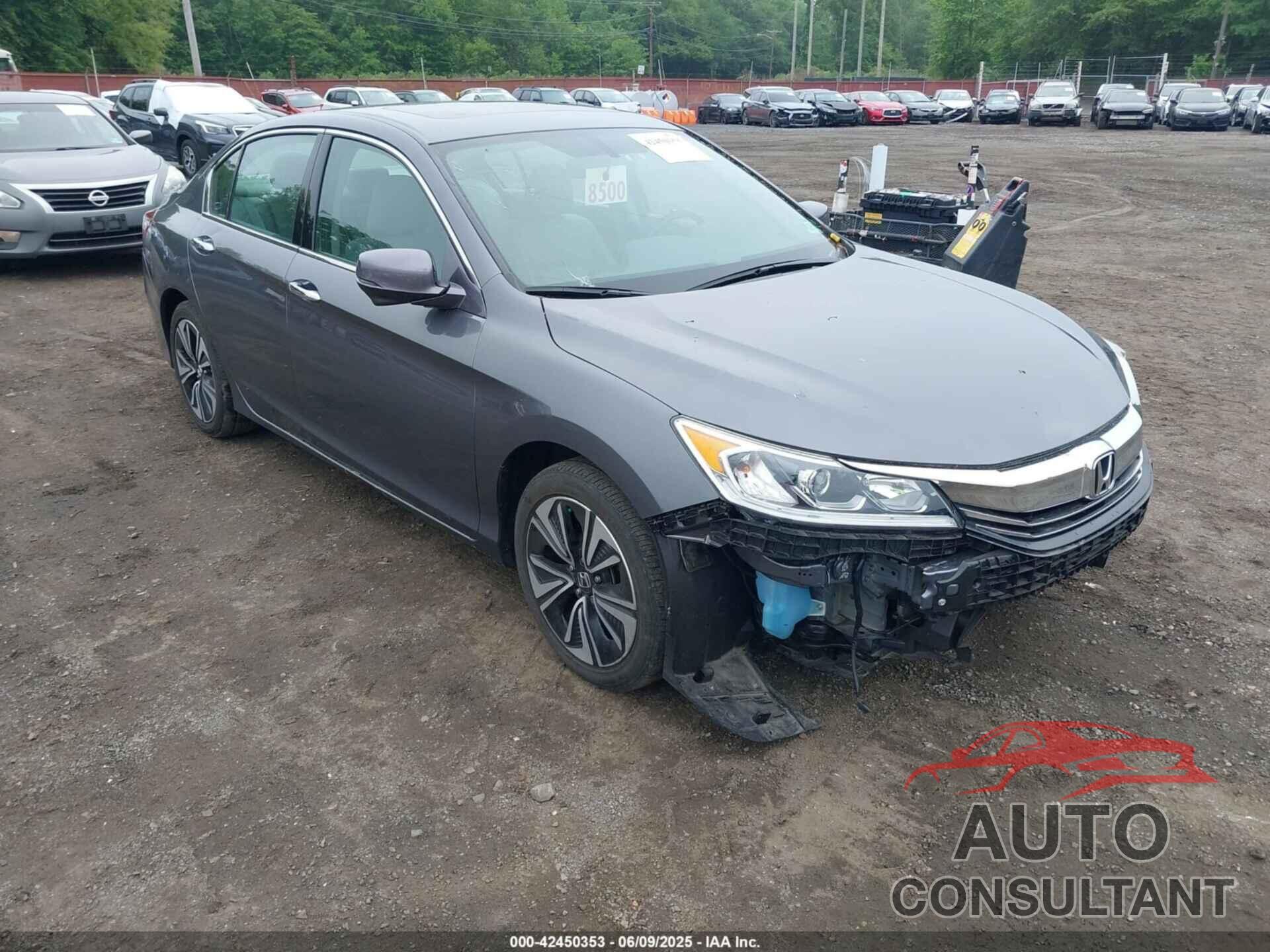 HONDA ACCORD 2017 - 1HGCR3F81HA010173