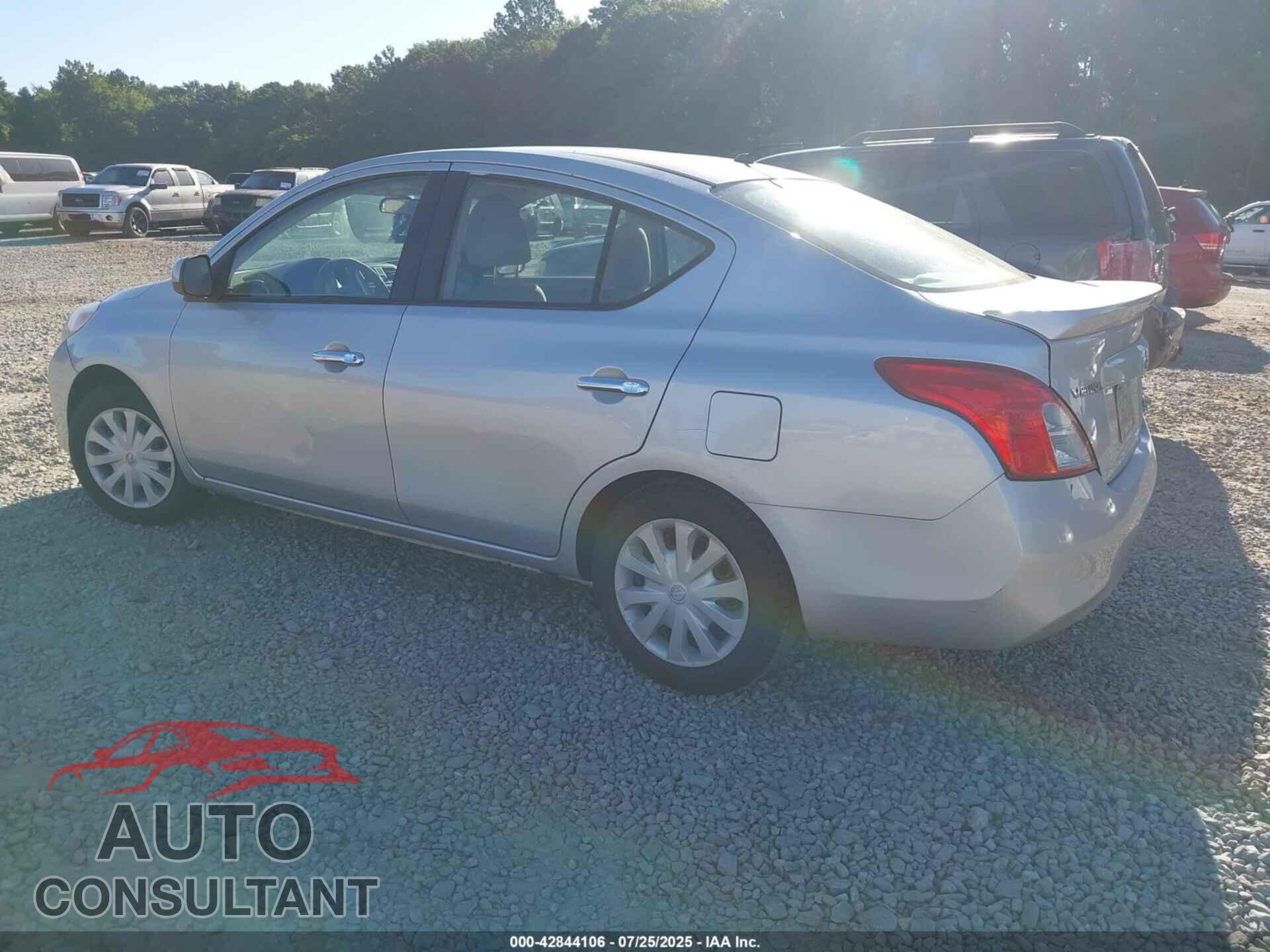 NISSAN VERSA 2014 - 3N1CN7AP2EL803411