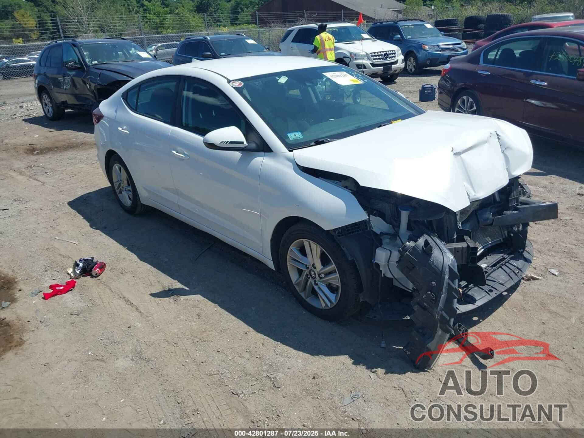 HYUNDAI ELANTRA 2020 - 5NPD84LF6LH624524