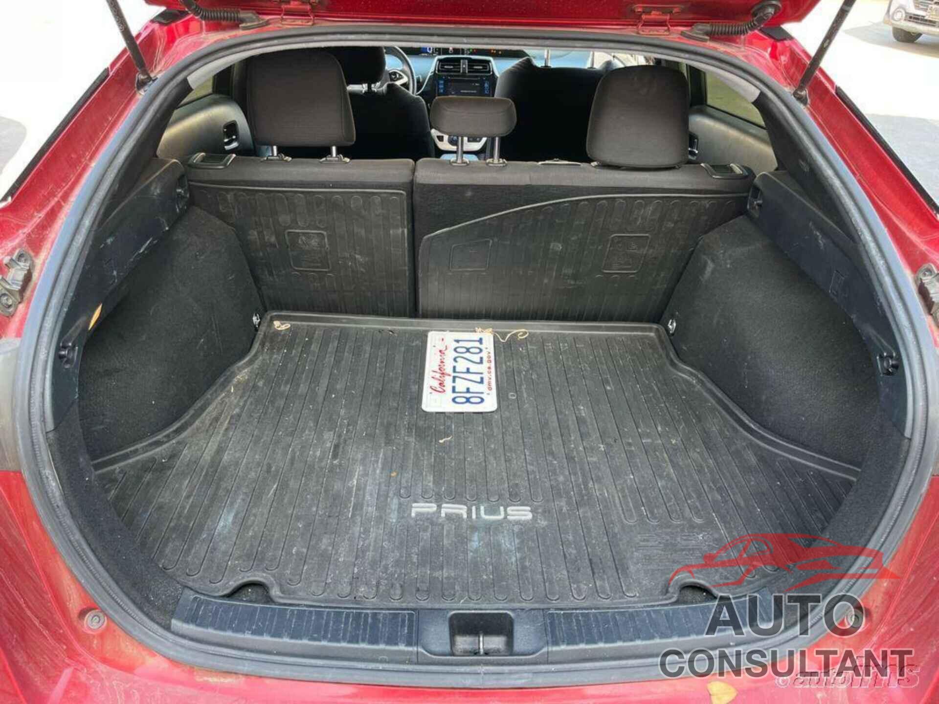 TOYOTA PRIUS 2018 - JTDKBRFU5J3073348