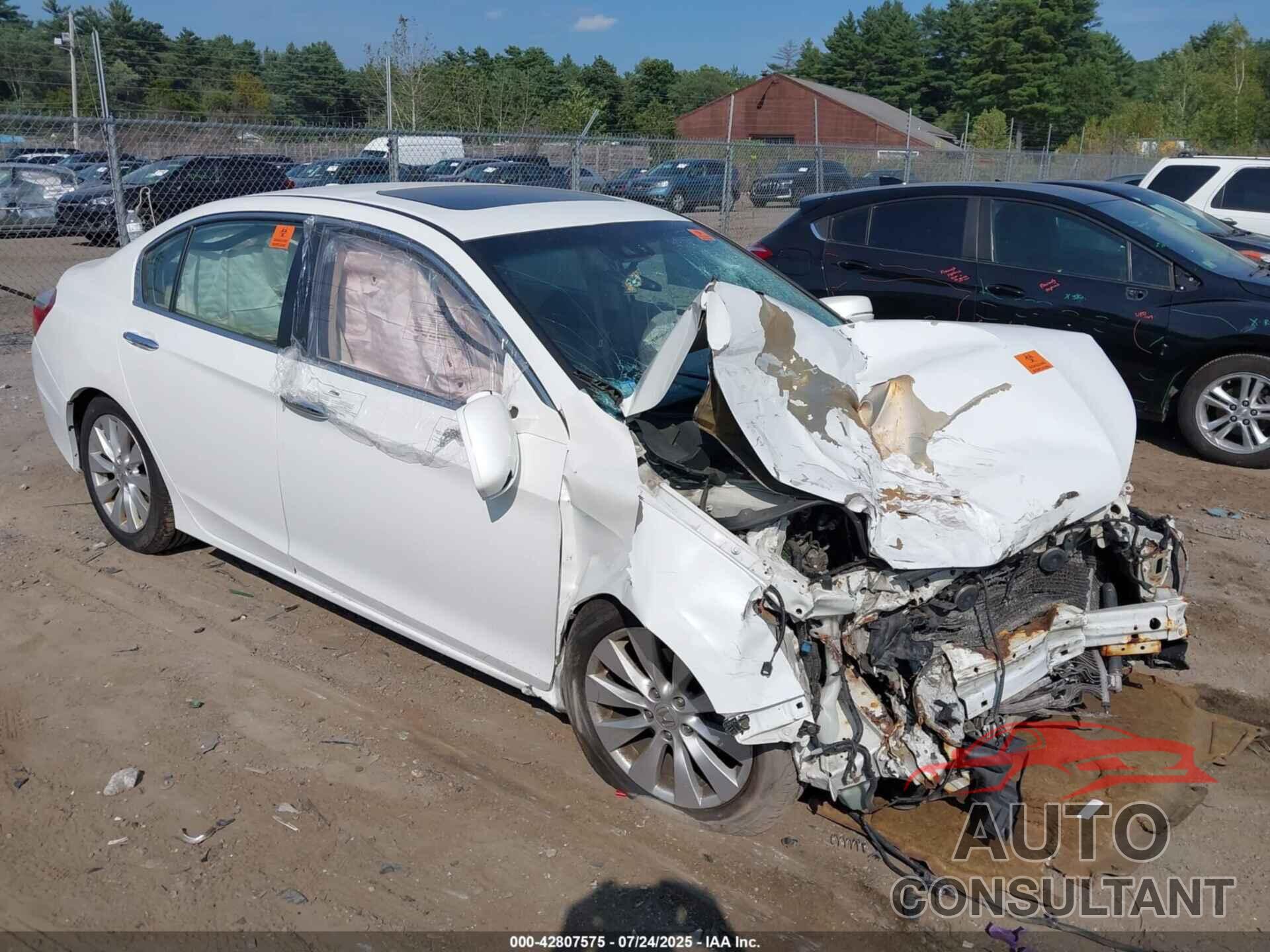 HONDA ACCORD 2013 - 1HGCR2F84DA136922