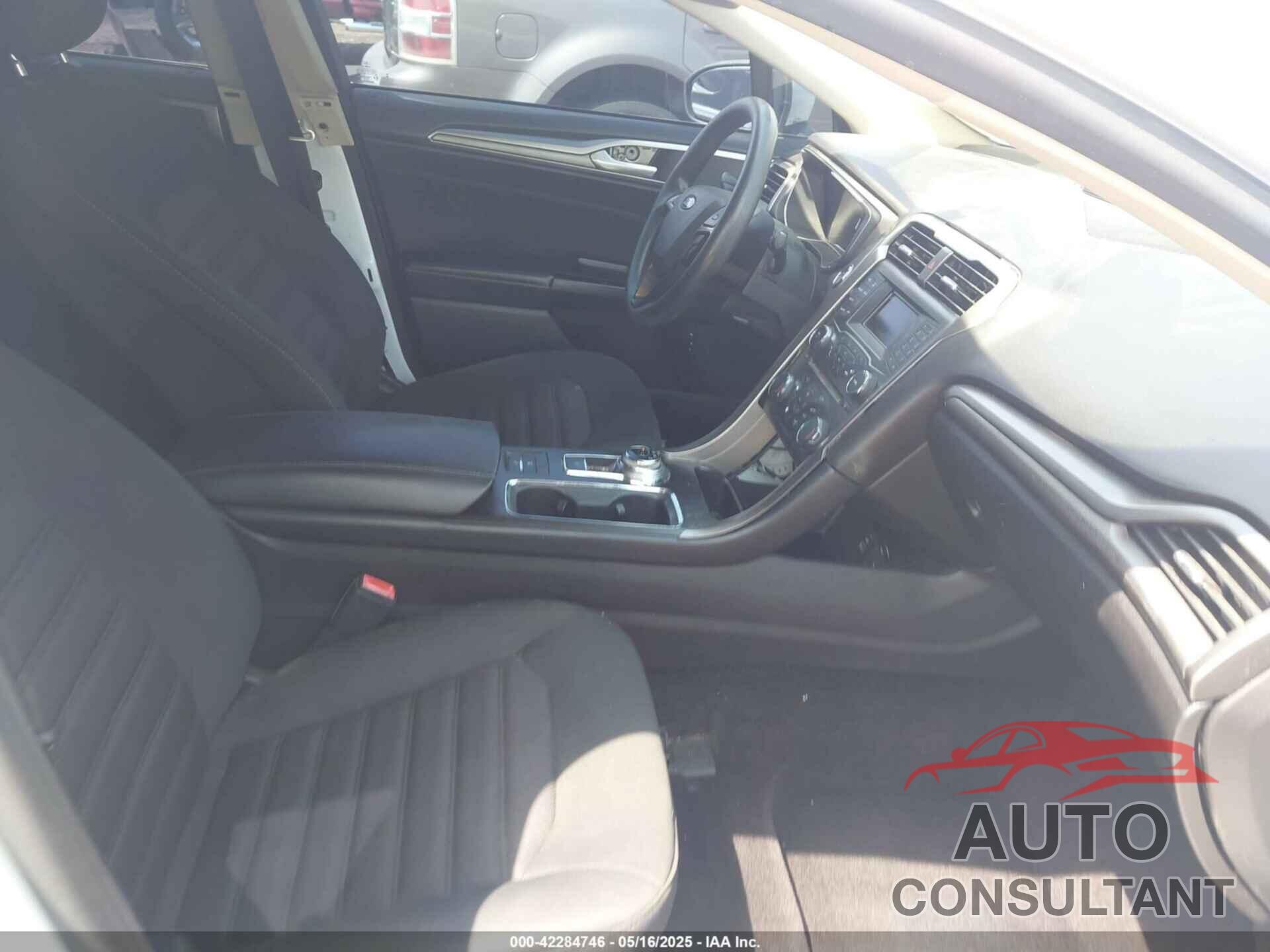 FORD FUSION HYBRID 2017 - 3FA6P0LU8HR318048