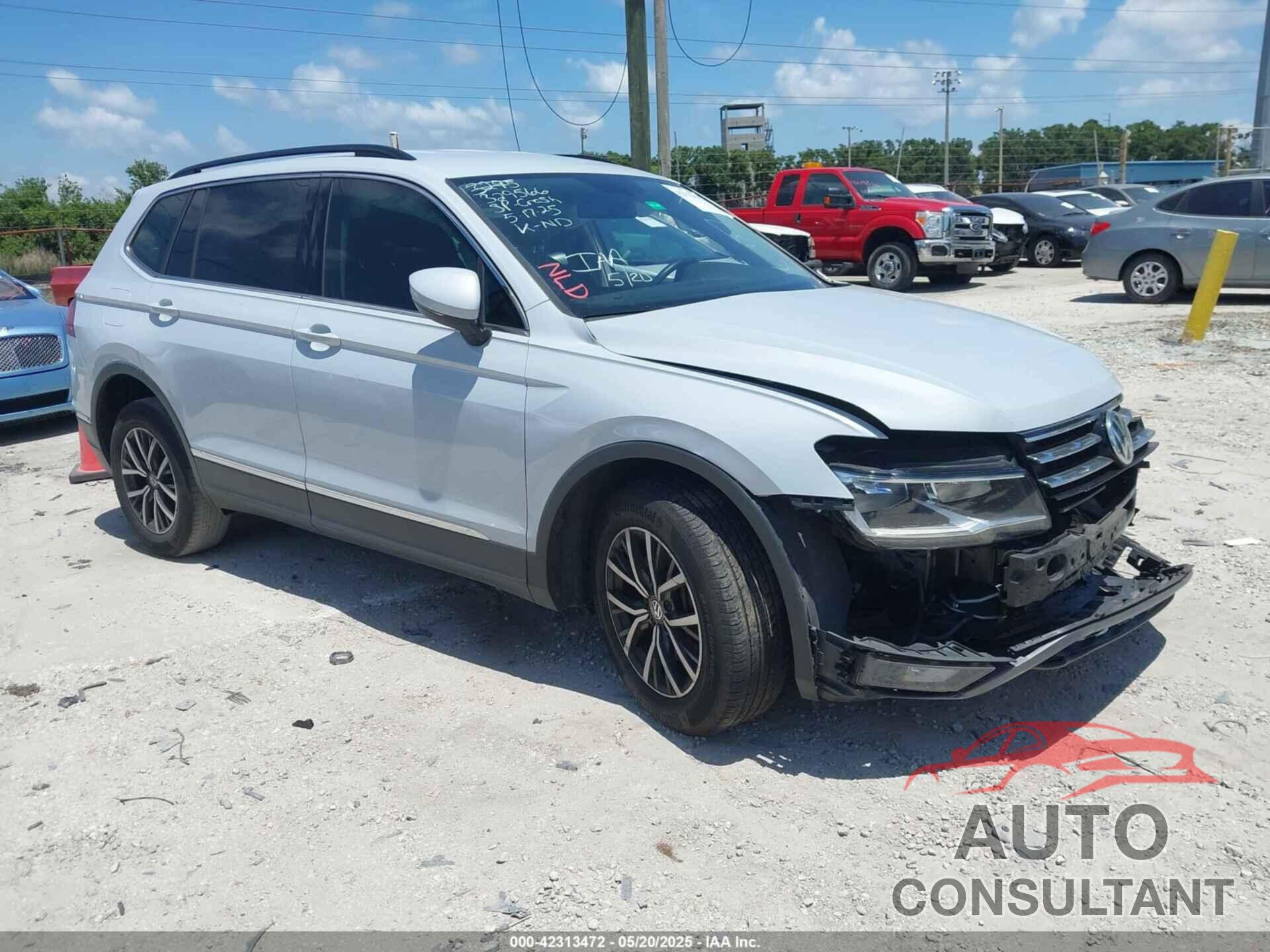 VOLKSWAGEN TIGUAN 2018 - 3VV3B7AX2JM018897