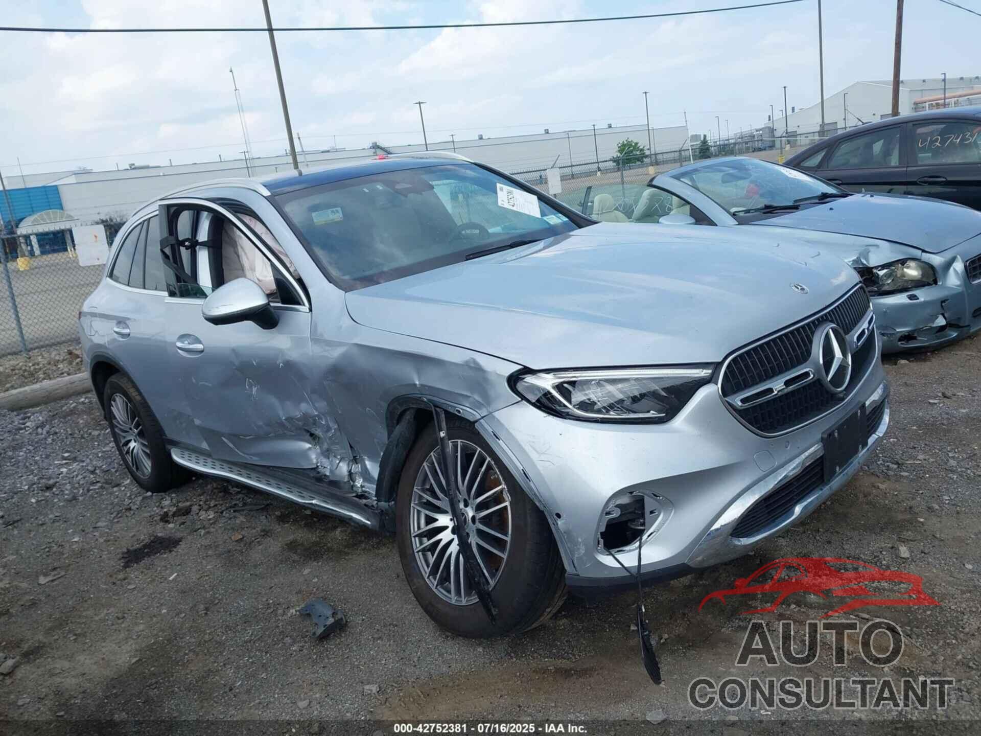 MERCEDES-BENZ GLC 300 2024 - W1NKM4HB3RF223940