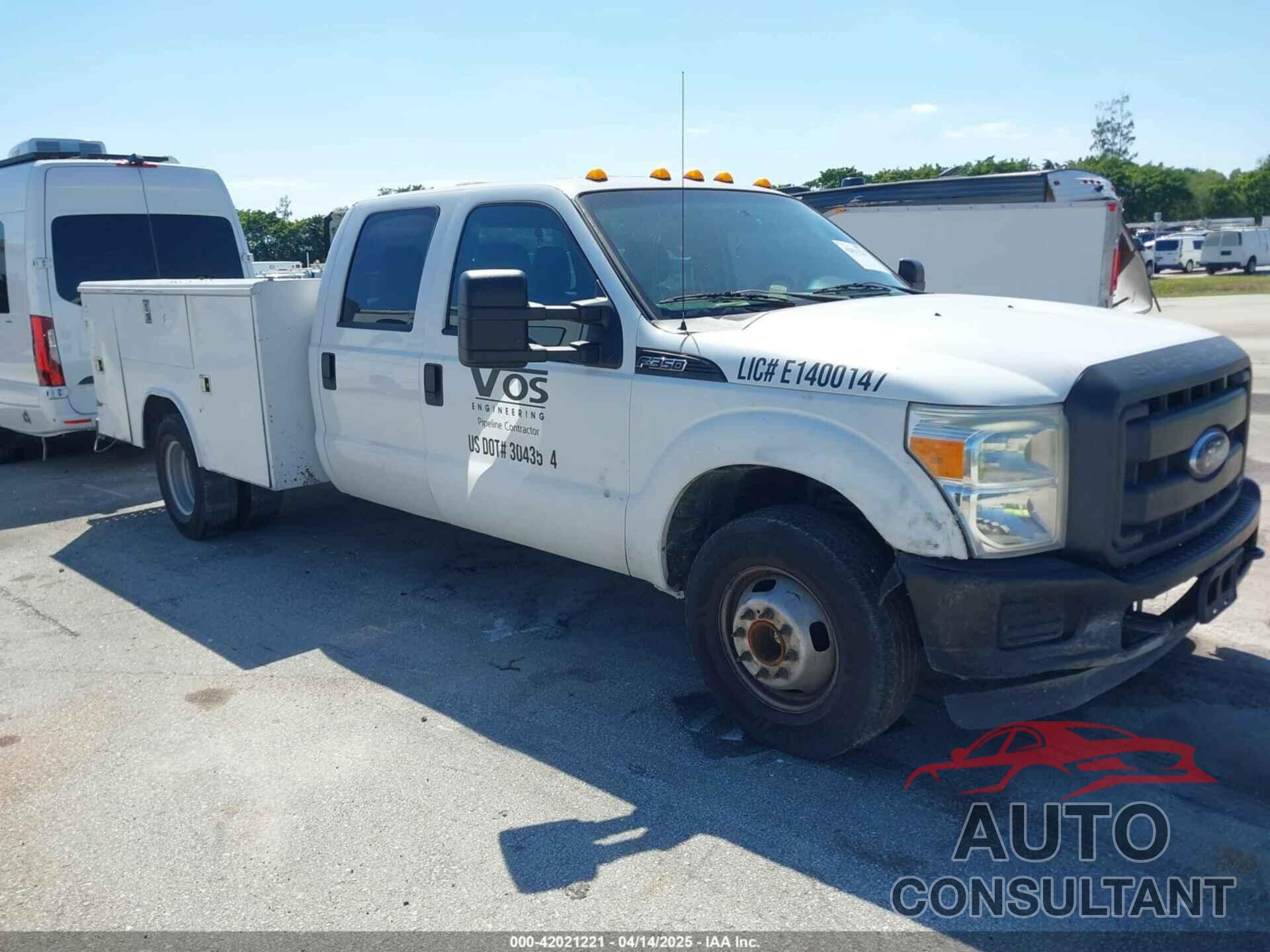 FORD F-350 CHASSIS 2013 - 1FD8W3G67DEA16620