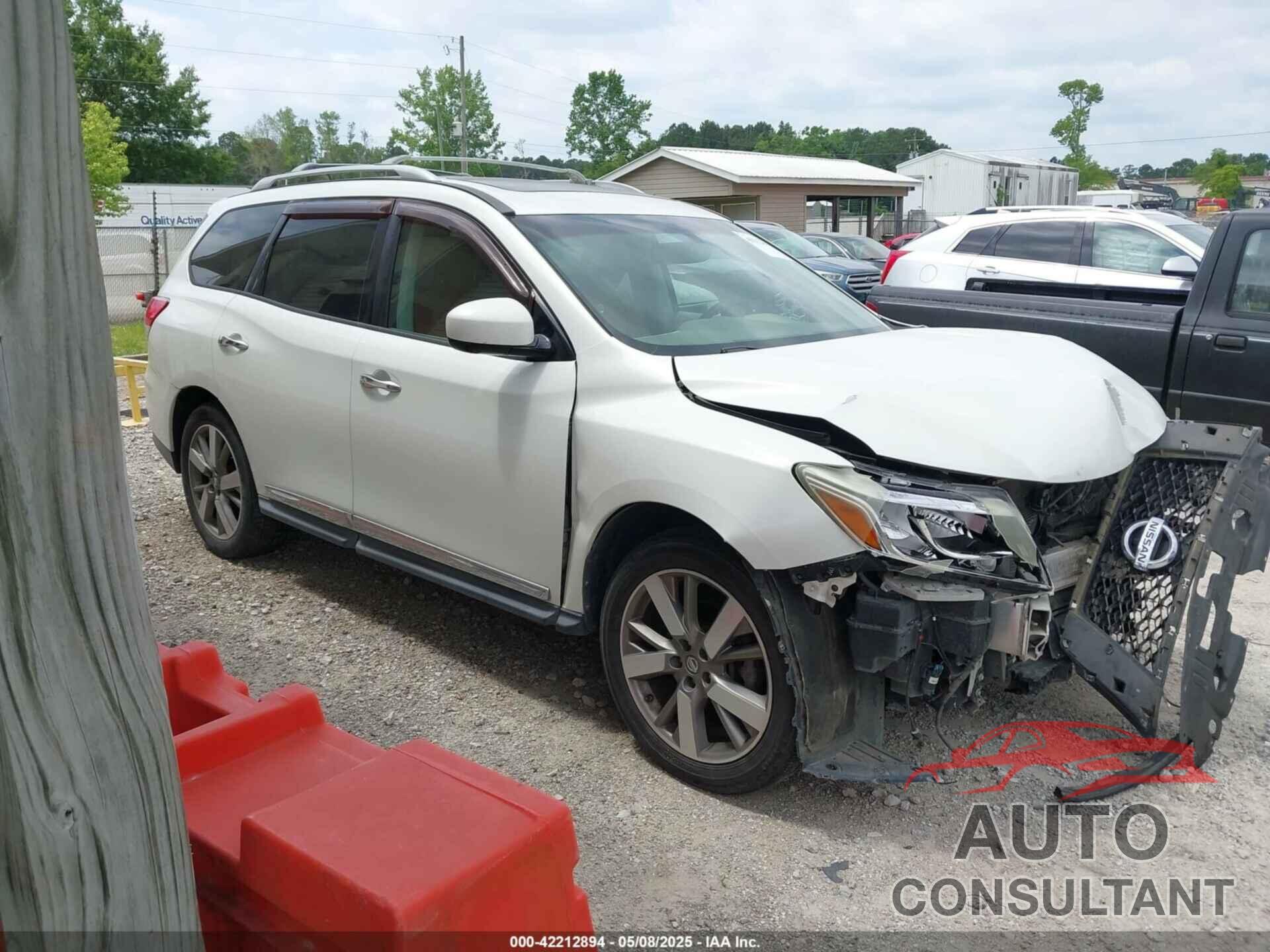 NISSAN PATHFINDER 2013 - 5N1AR2MN7DC637852