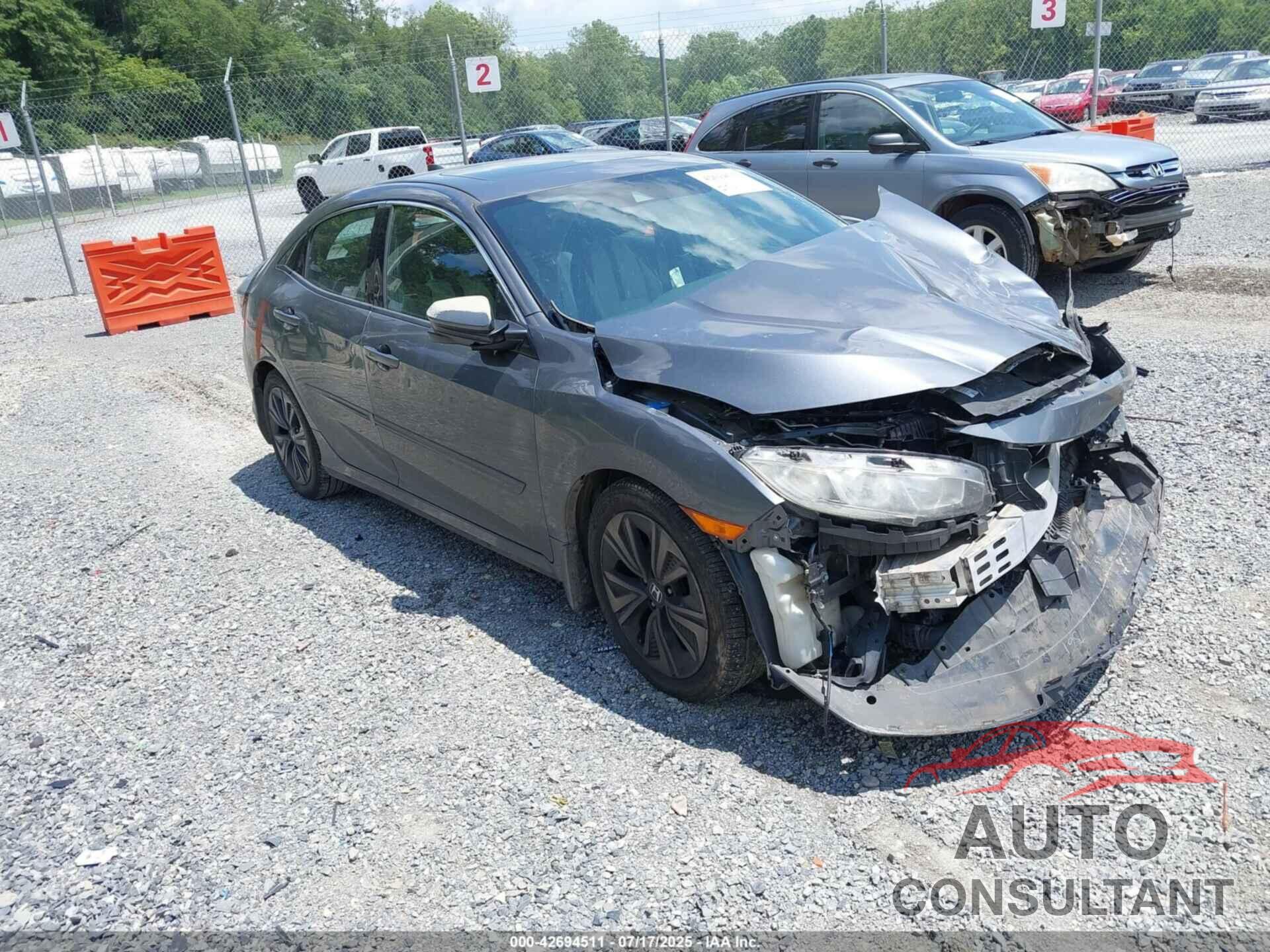 HONDA CIVIC 2018 - SHHFK7H63JU224404