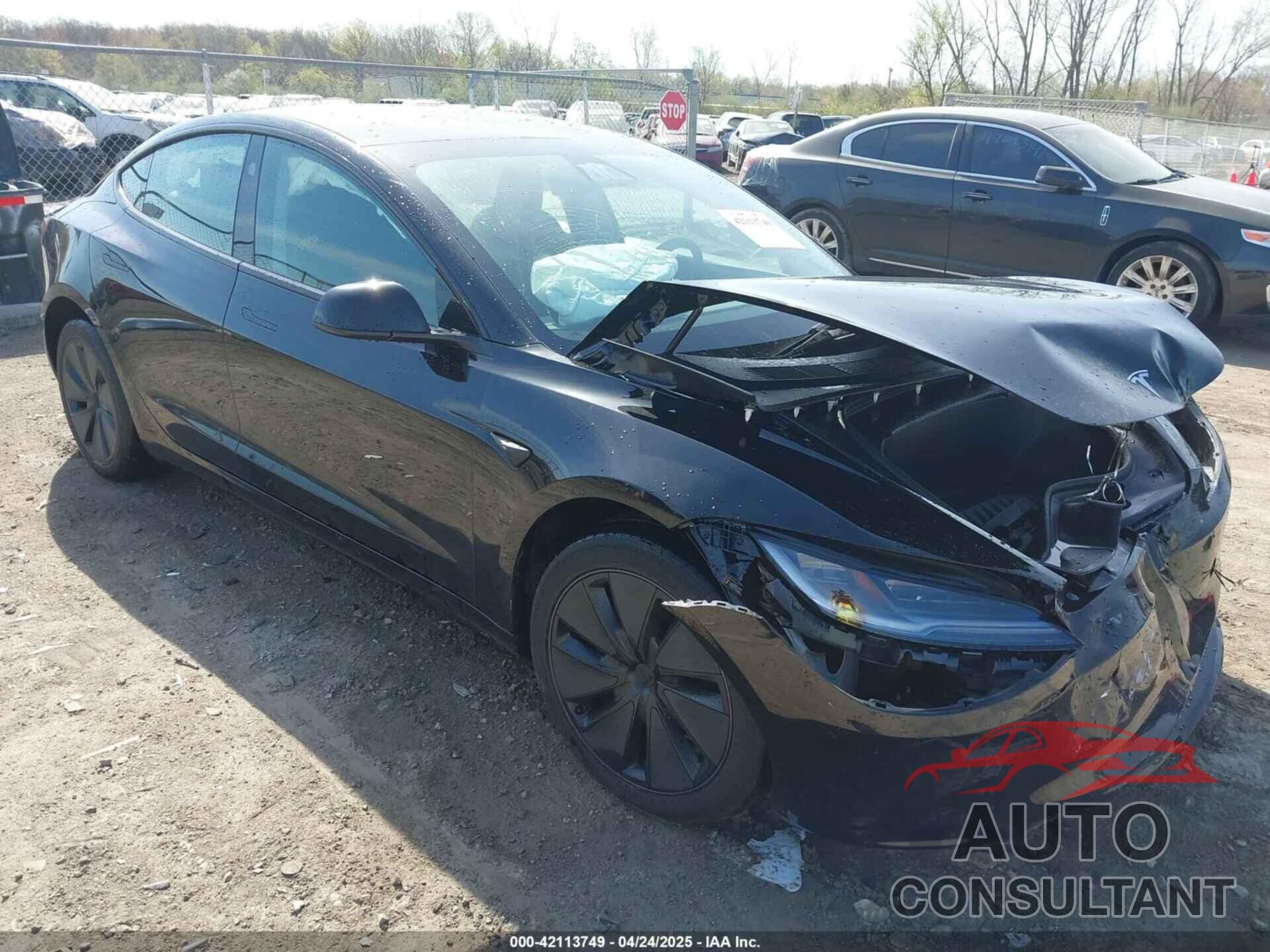 TESLA MODEL 3 2024 - 5YJ3E1EB0RF817515