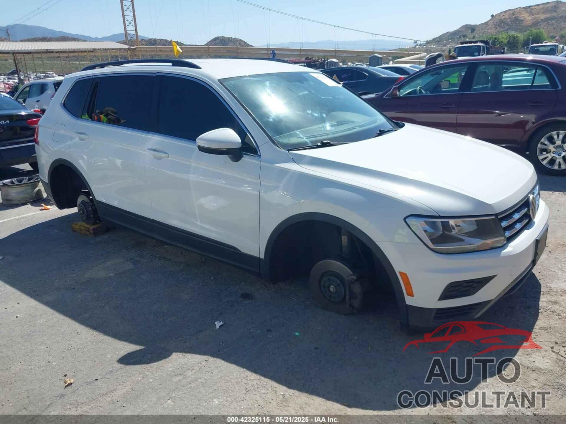 VOLKSWAGEN TIGUAN 2019 - 3VV3B7AX2KM028928