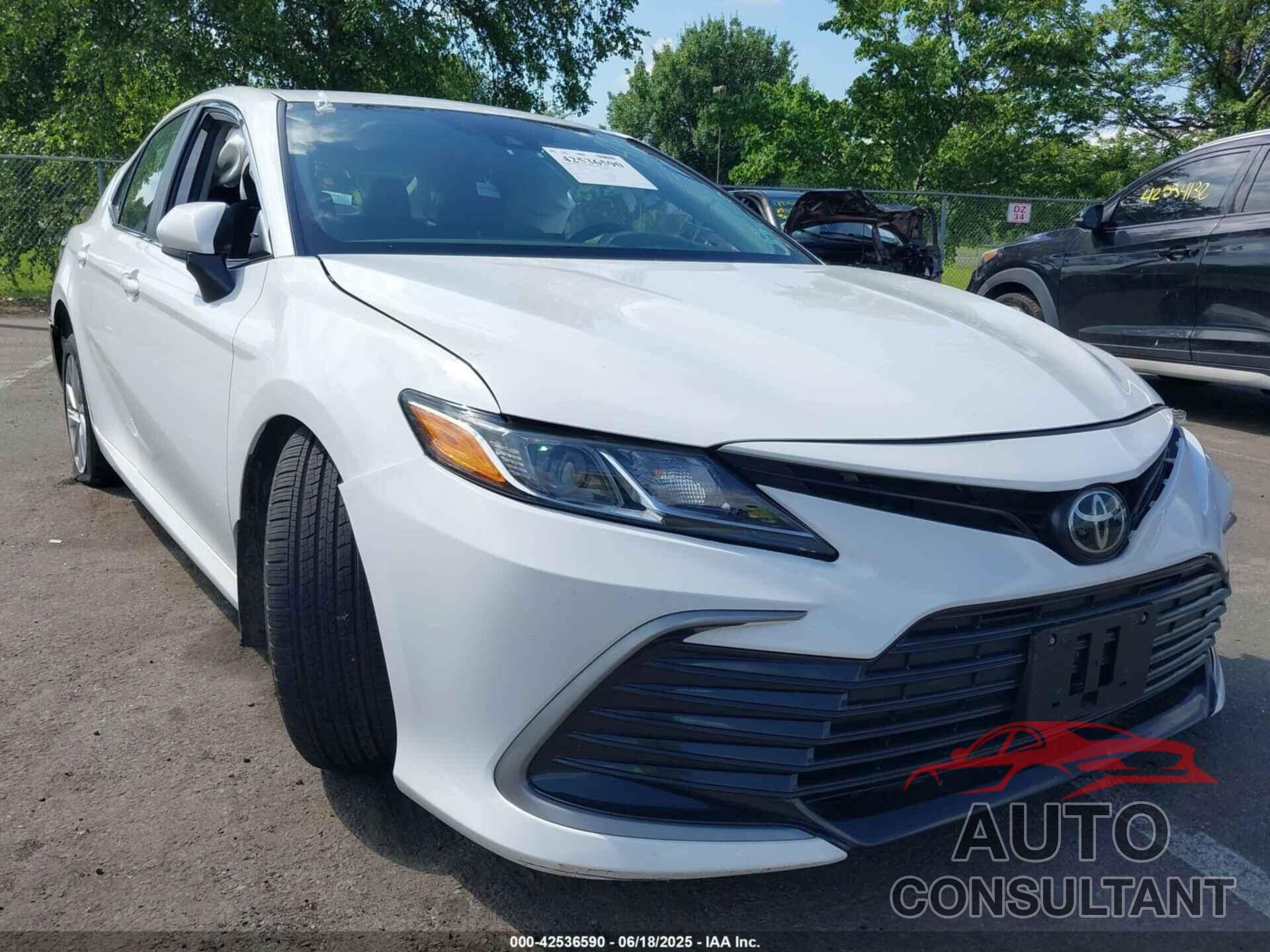 TOYOTA CAMRY 2024 - 4T1C11BK7RU110608