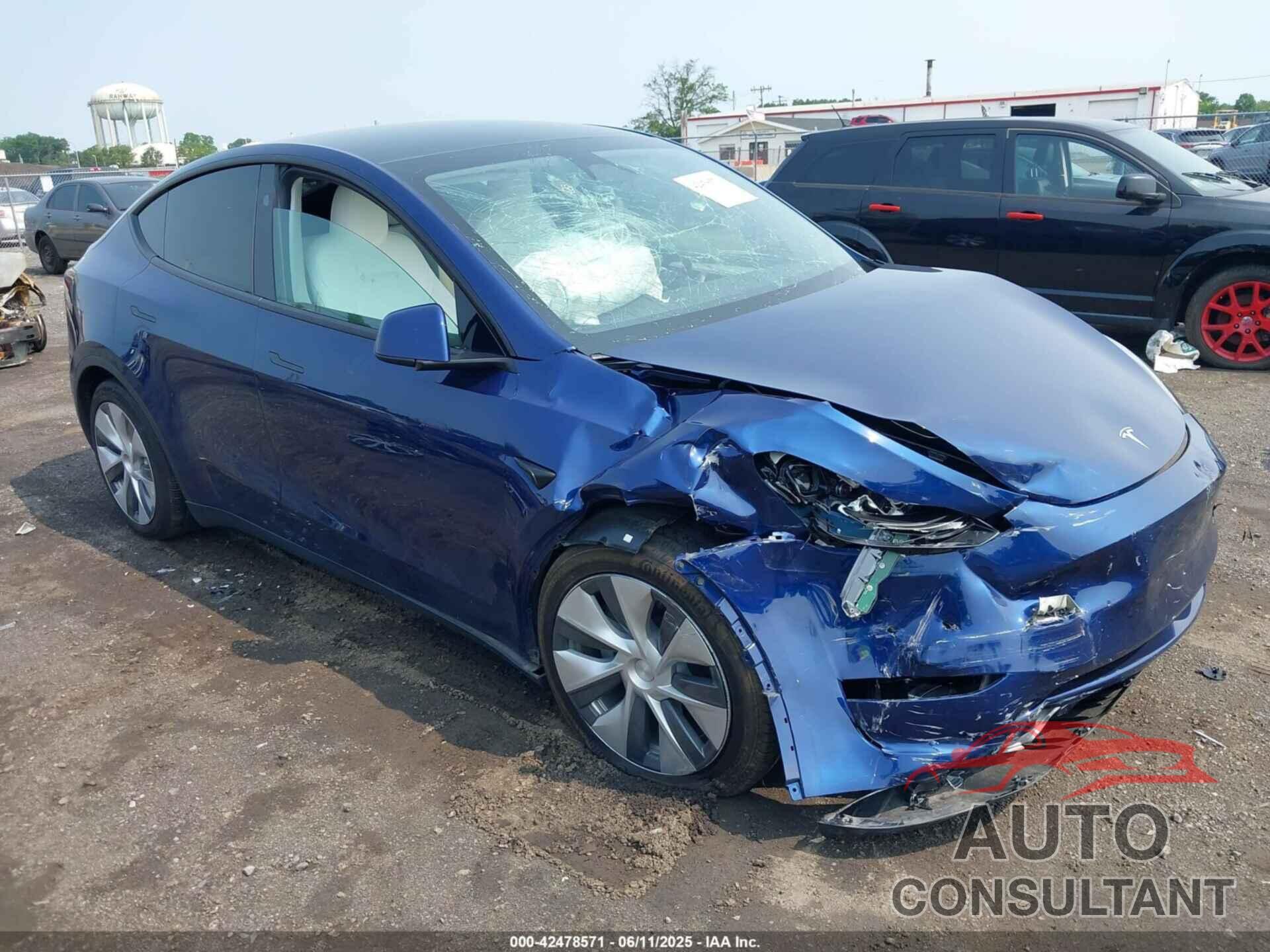 TESLA MODEL Y 2023 - 7SAYGDEE0PF798850