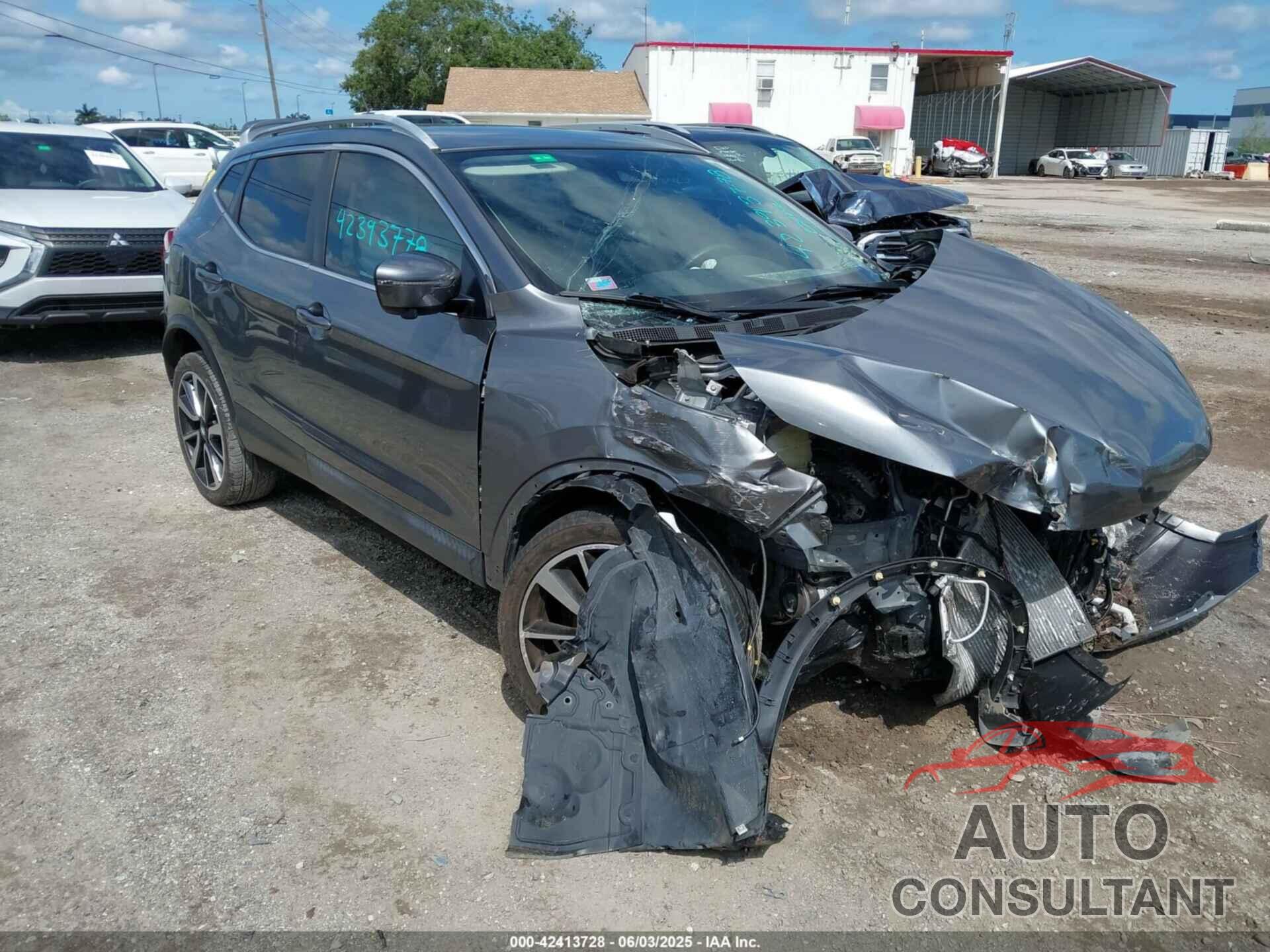 NISSAN ROGUE SPORT 2019 - JN1BJ1CP8KW524181
